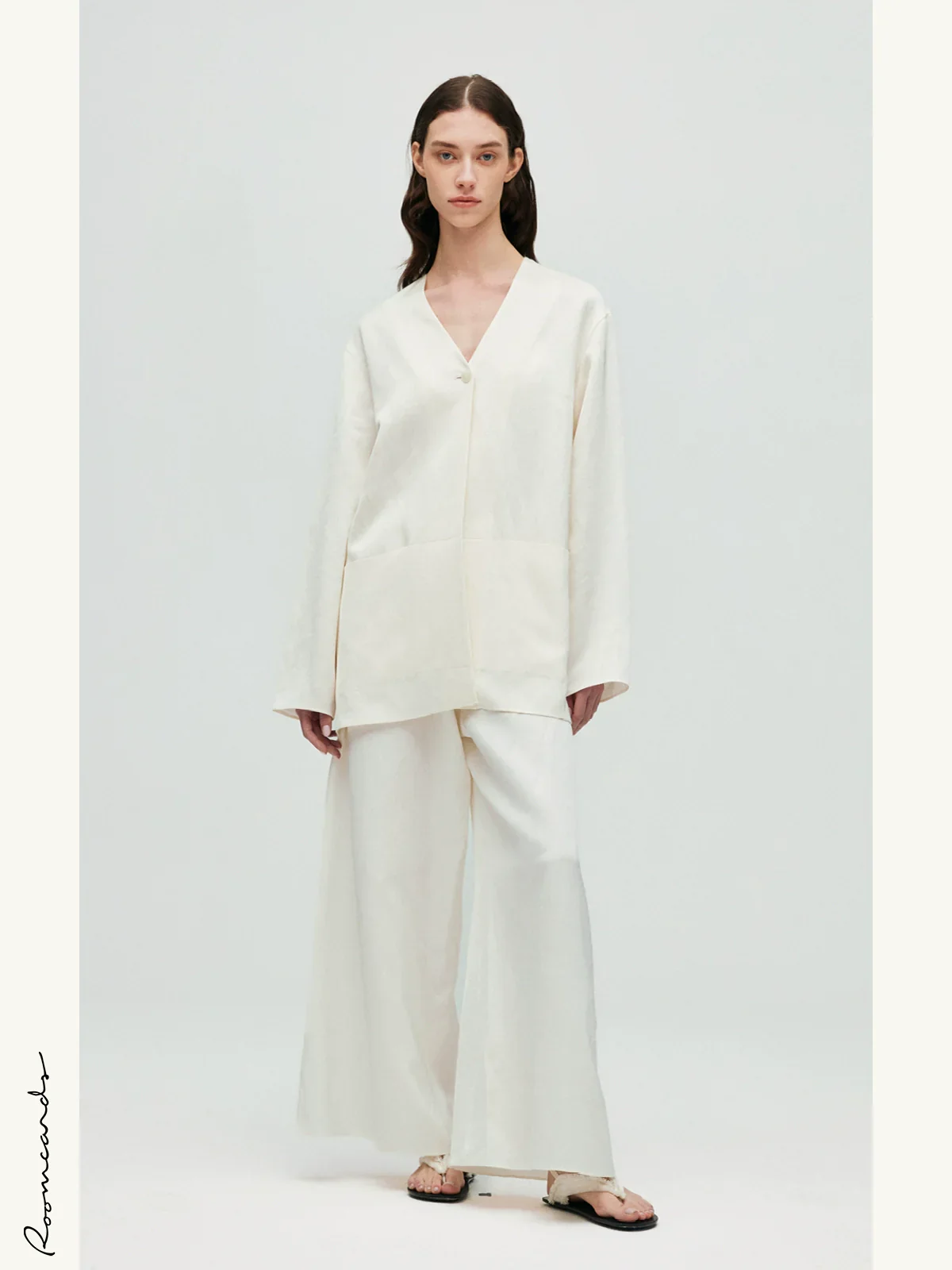 Simple Linen Suit Jacket - Image 3