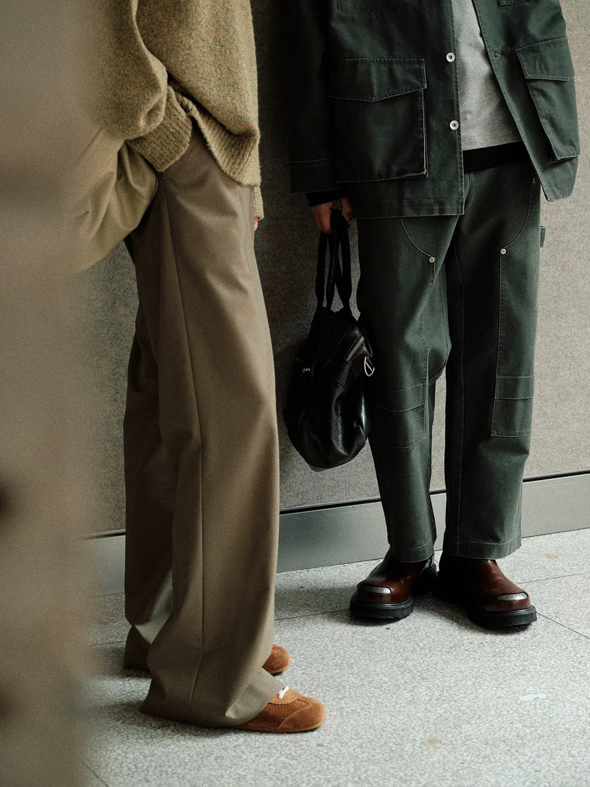 Single-Pleat Mid-Rise Merino Wool Trousers - Image 3