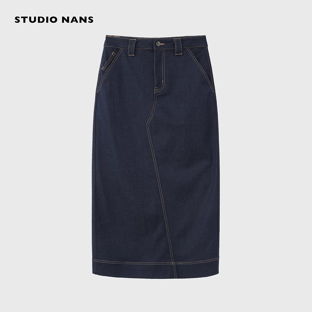 Single-Pleat Tapered Cropped Trousers - Image 9