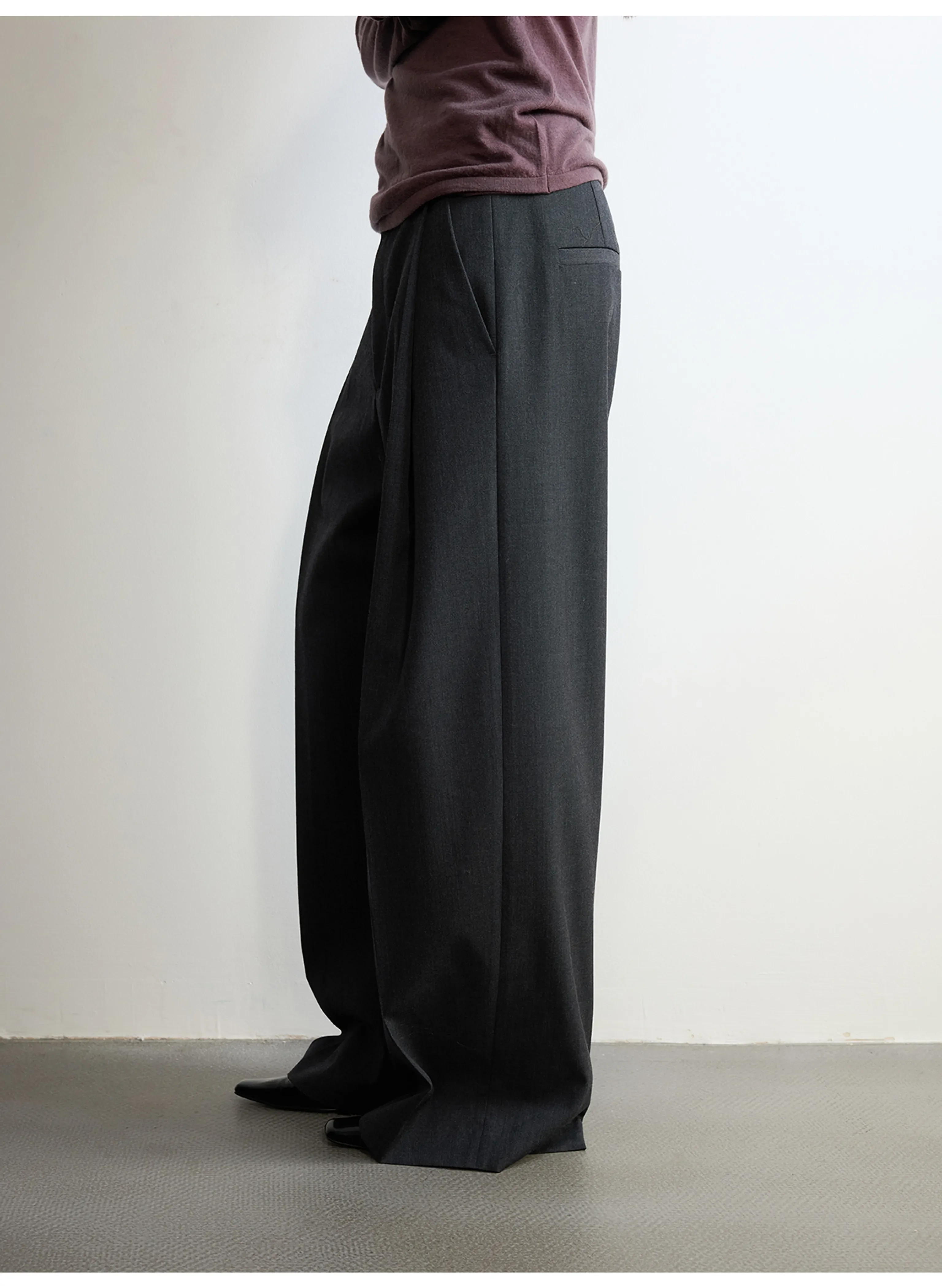 Single-Pleat Wide Suit Trousers - Image 3