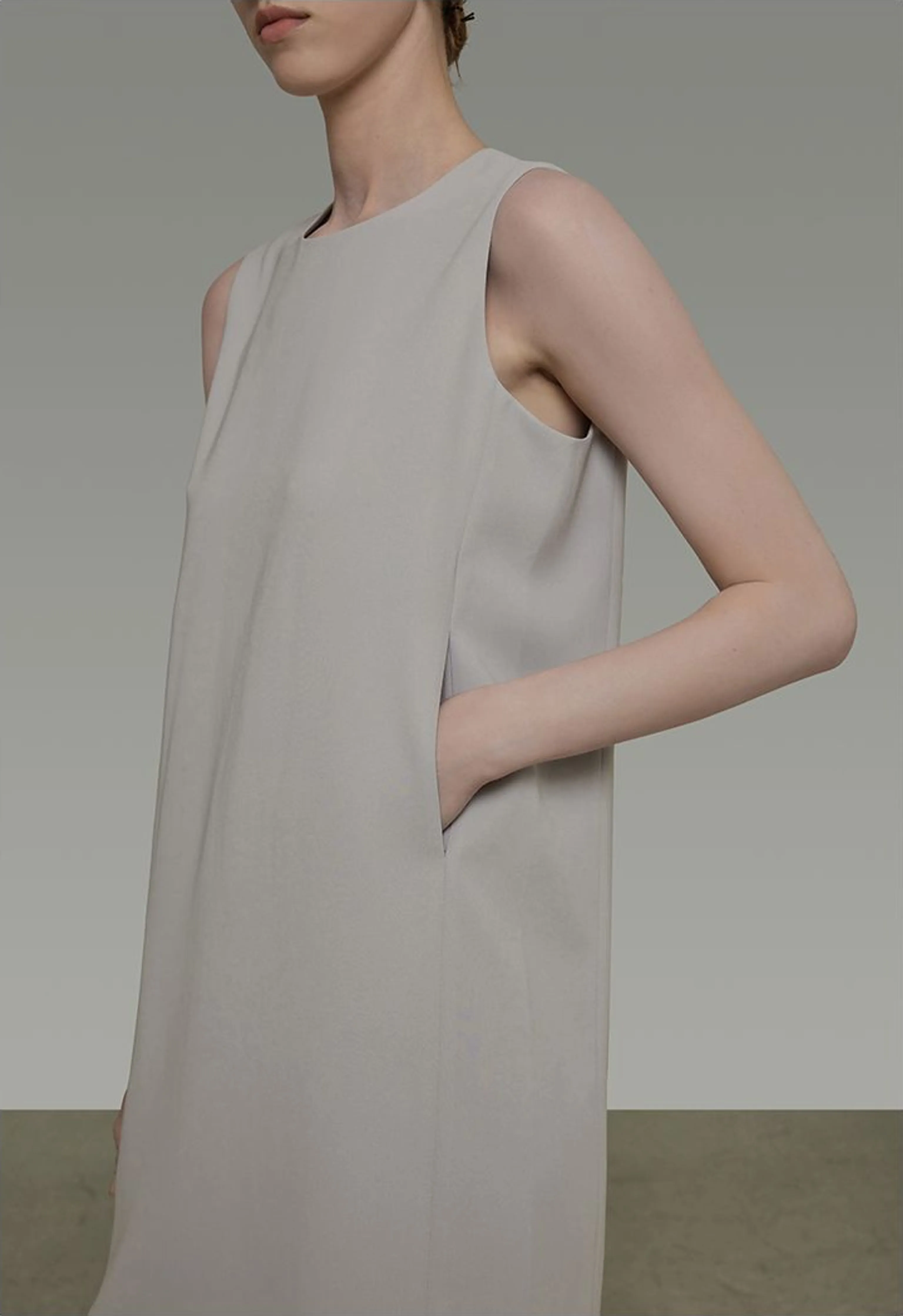 Sleeveless Shift Dress - Image 5