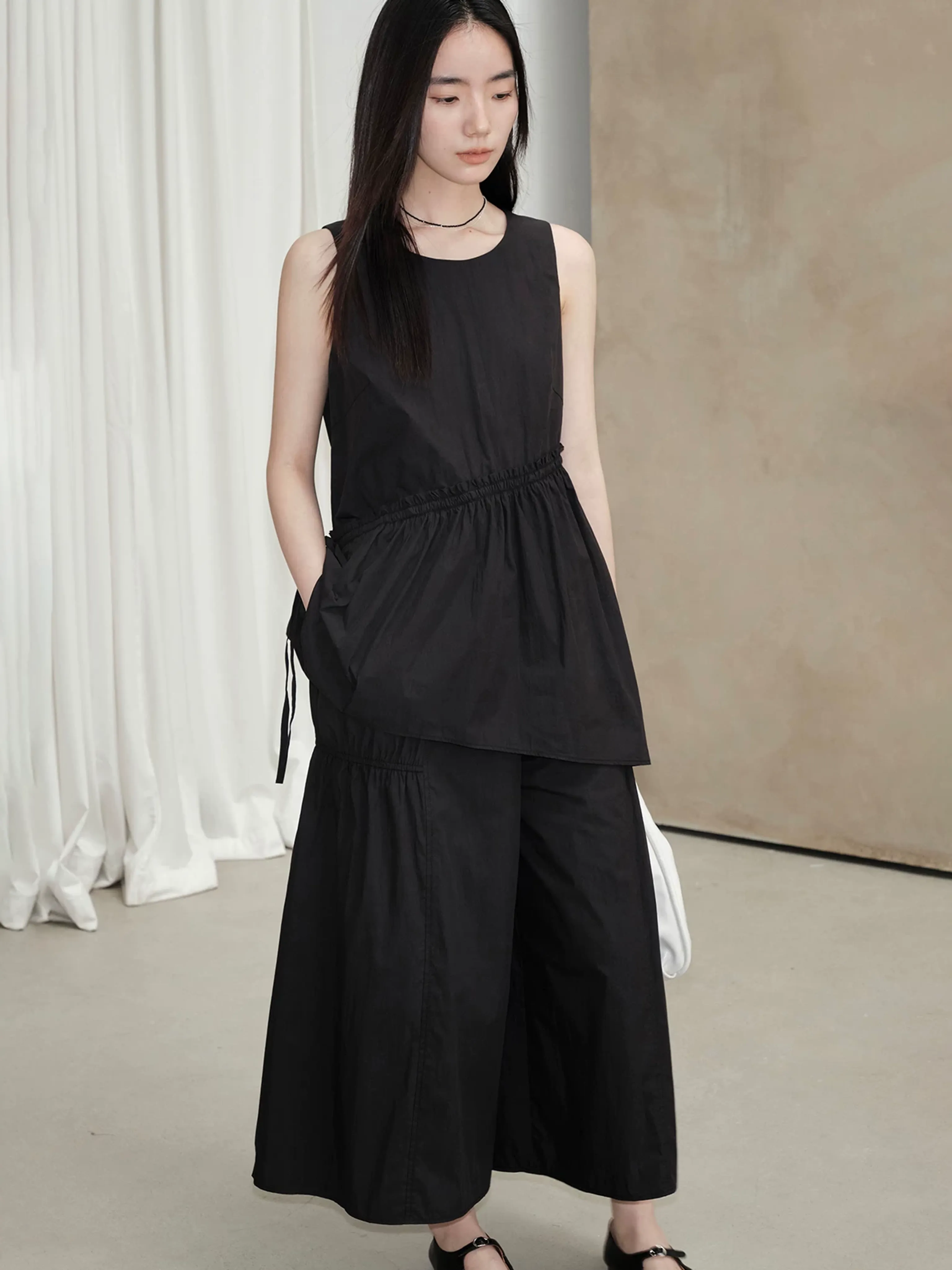 Sleeveless & Short-Sleeve Ensemble Set - Image 11