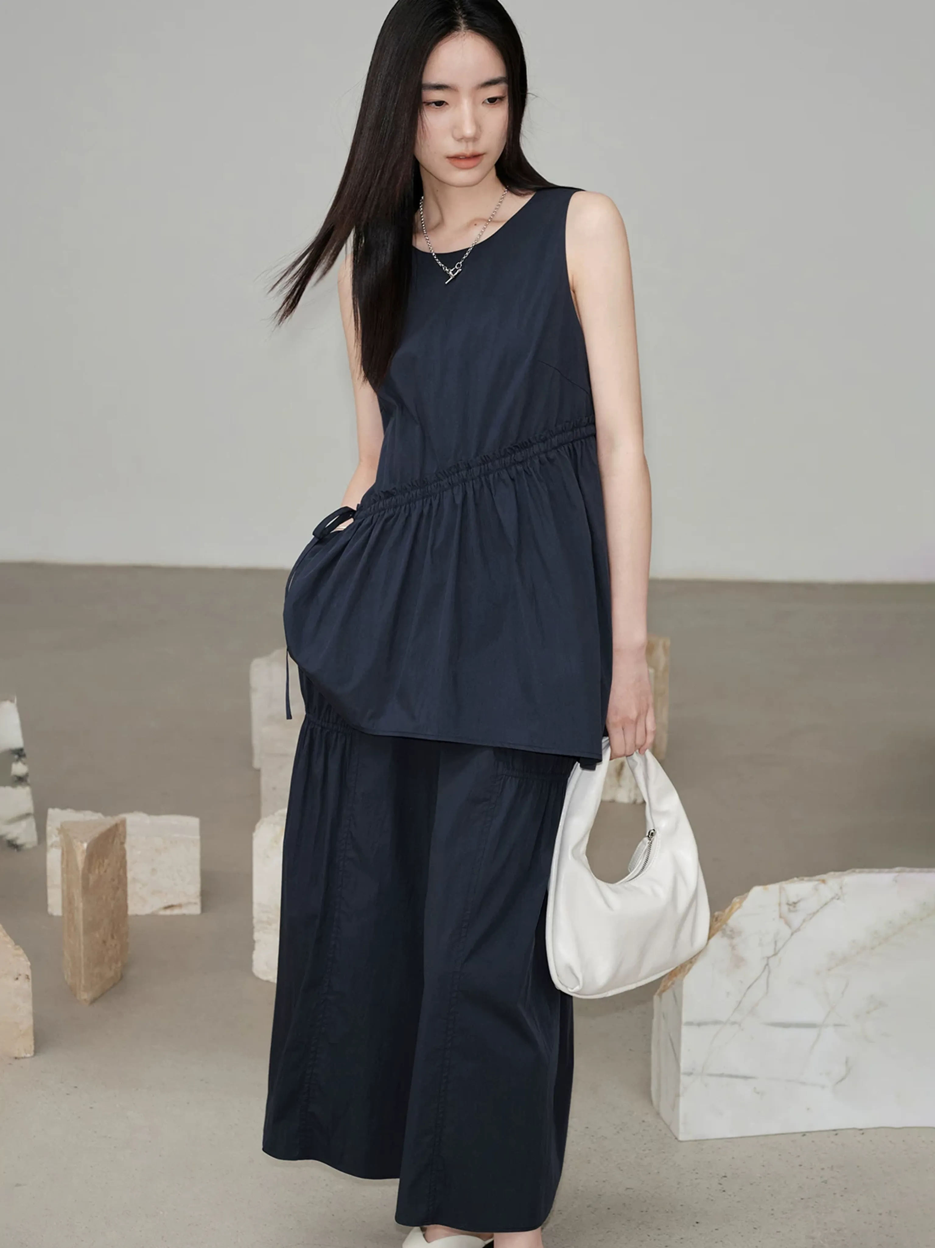 Sleeveless & Short-Sleeve Ensemble Set - Image 12
