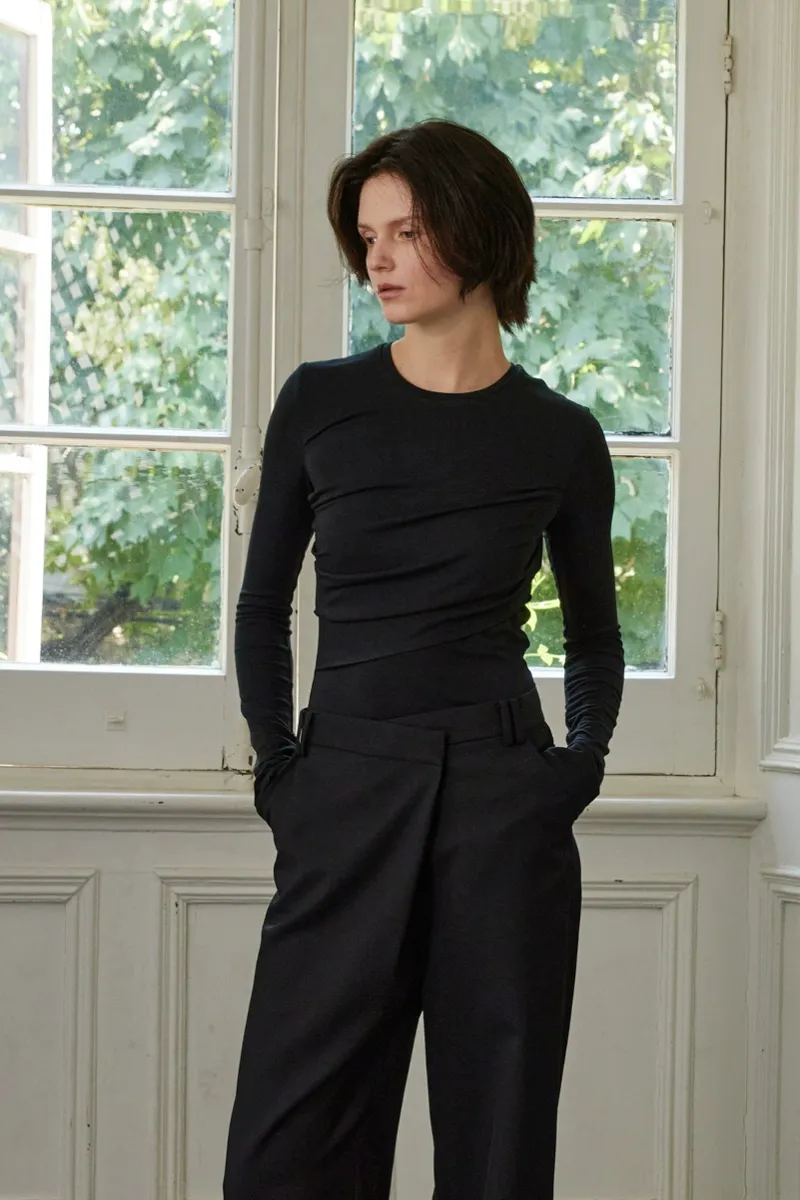 Slim Pleated Warm Top - Image 7