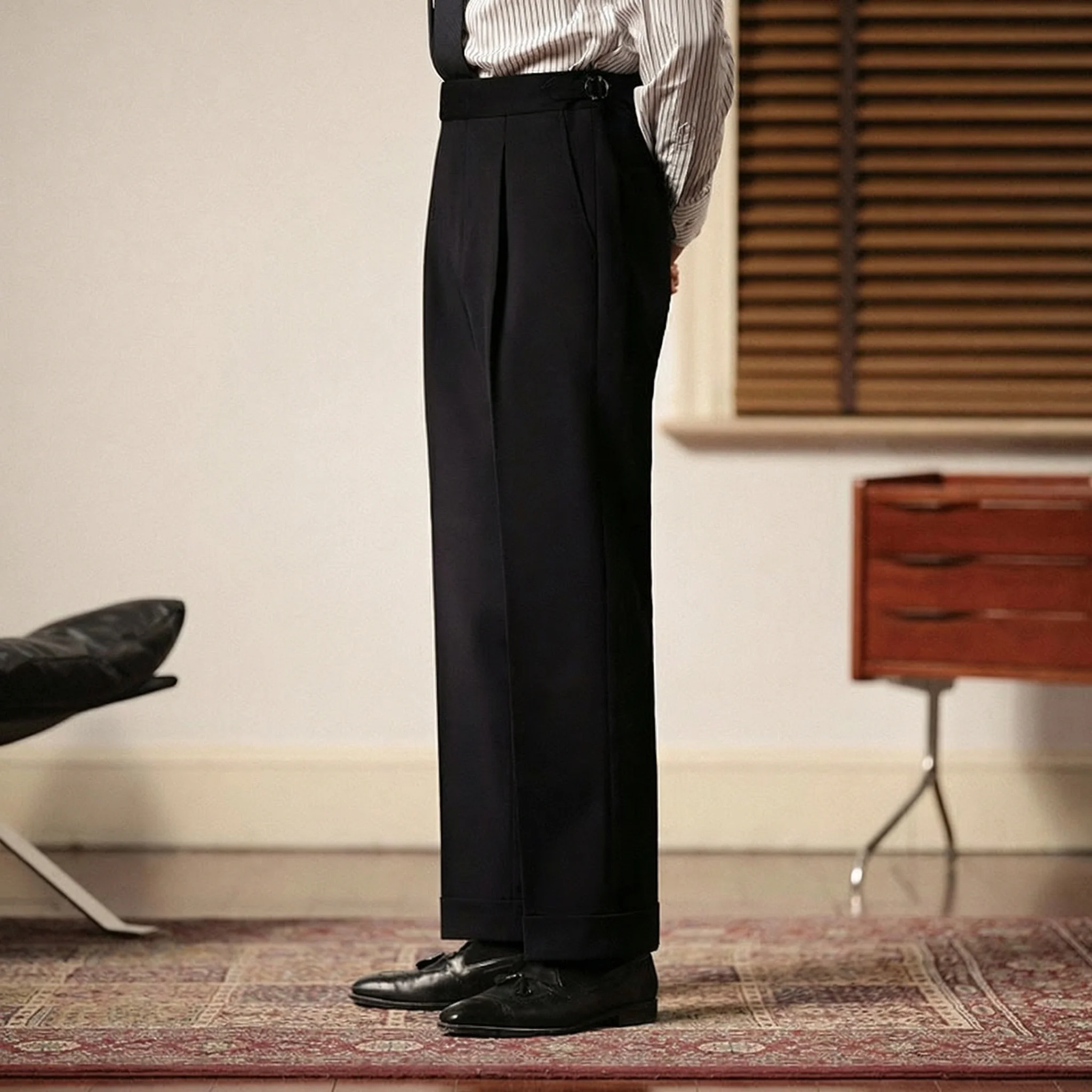 Slim Straight Pleated Trousers