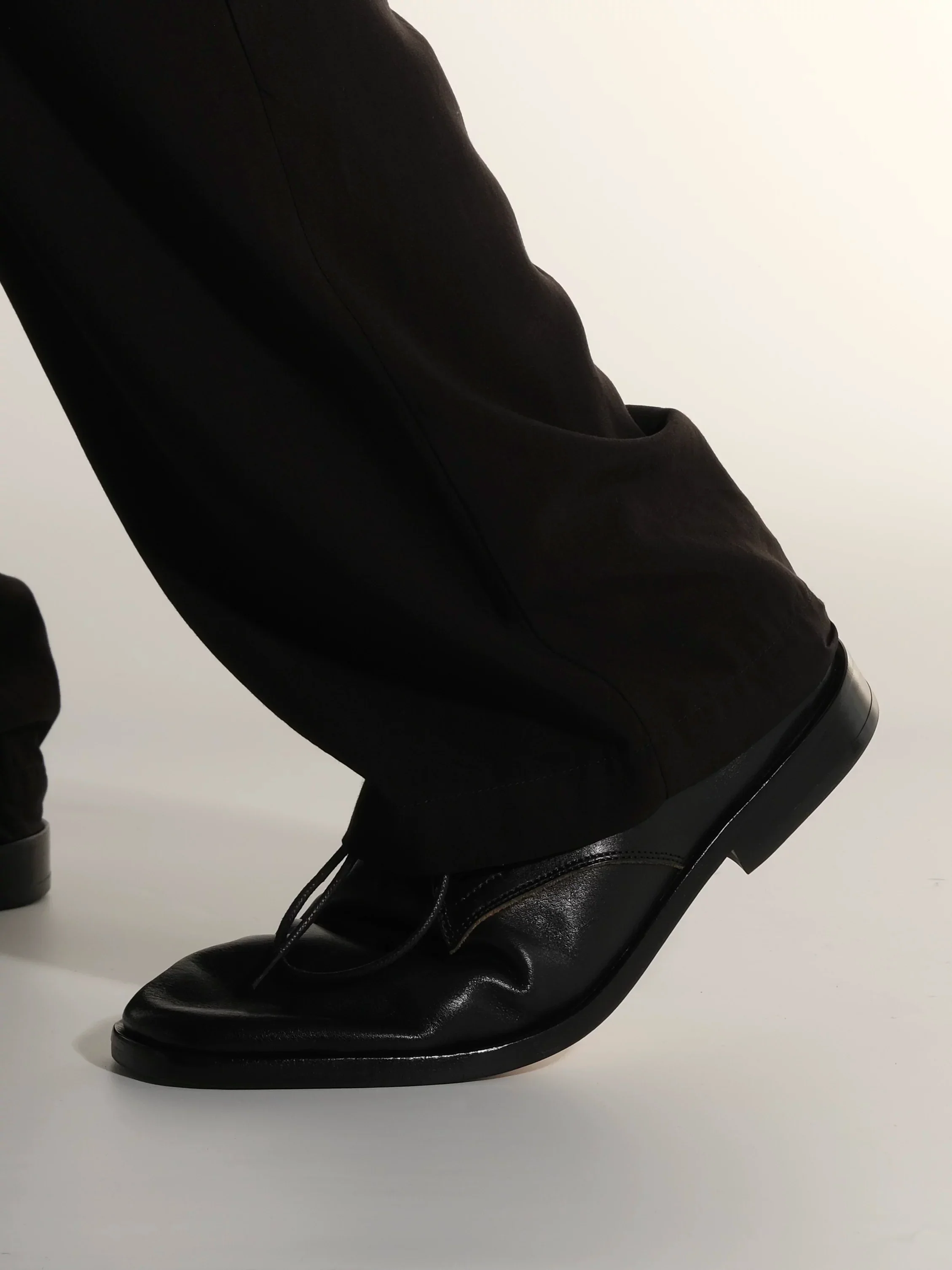 Smooth Leather Derby - Image 3