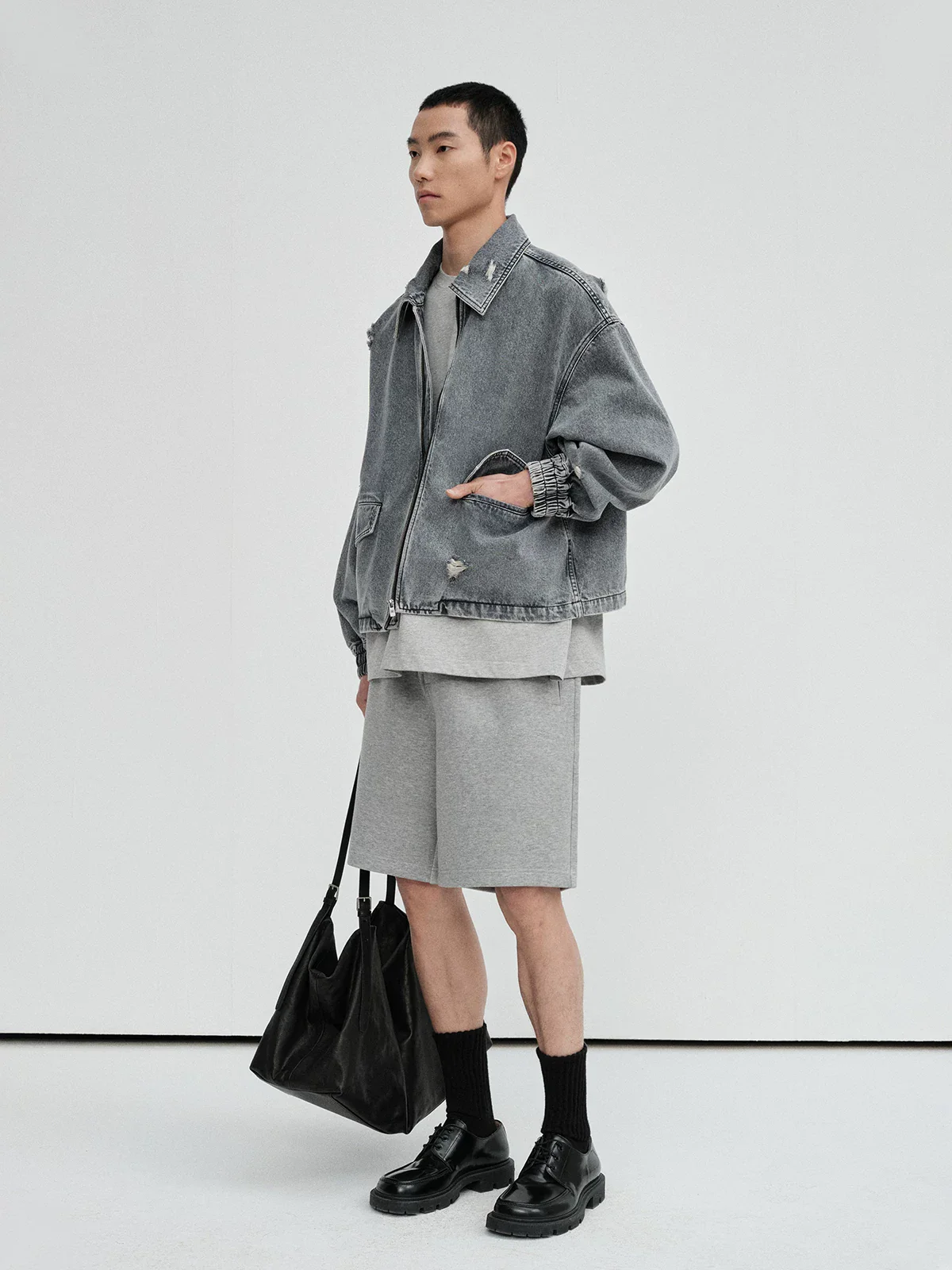 Snow-Washed Square-Collar Cropped Denim Jacket - Image 4