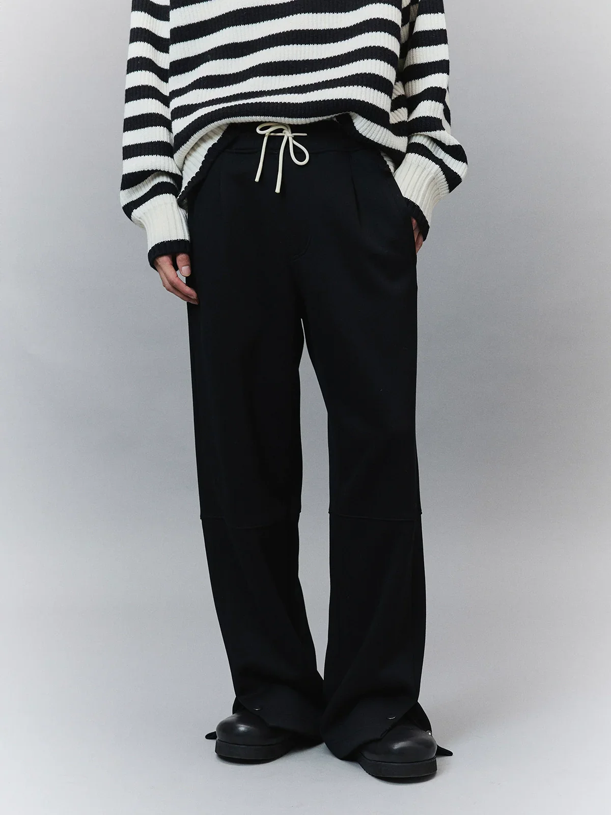 Split-Hem Wide-Leg Sweatpants - Image 2