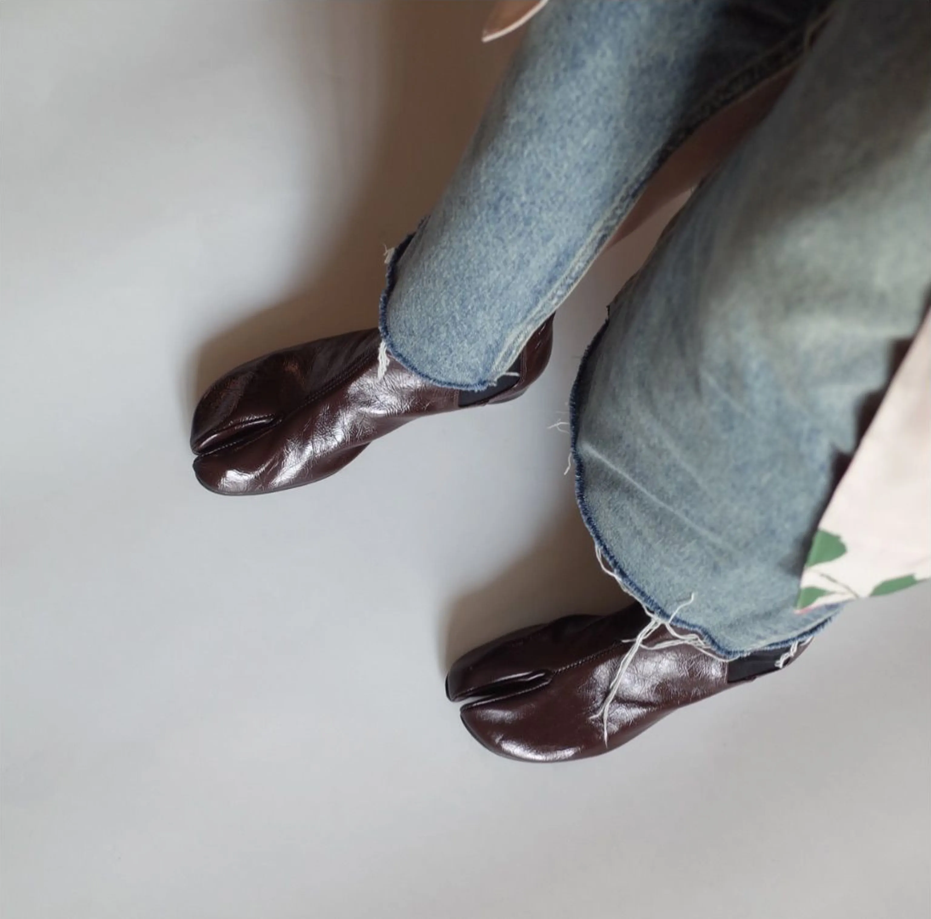 Split-Toe Chelsea Boots - Image 5