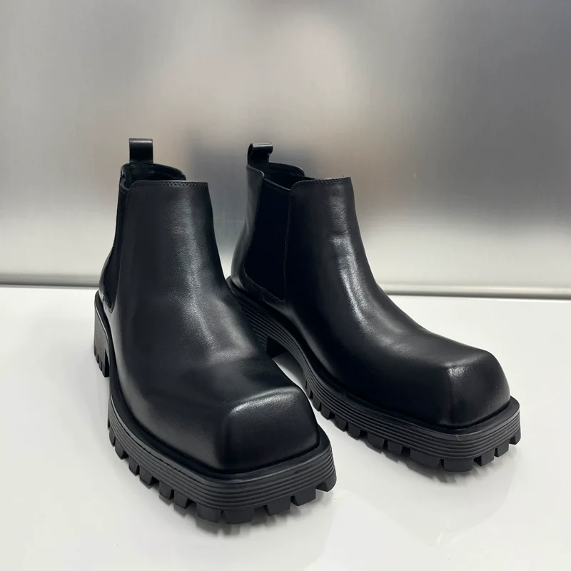 Square-Toe Lug Chelsea Boots - Image 6