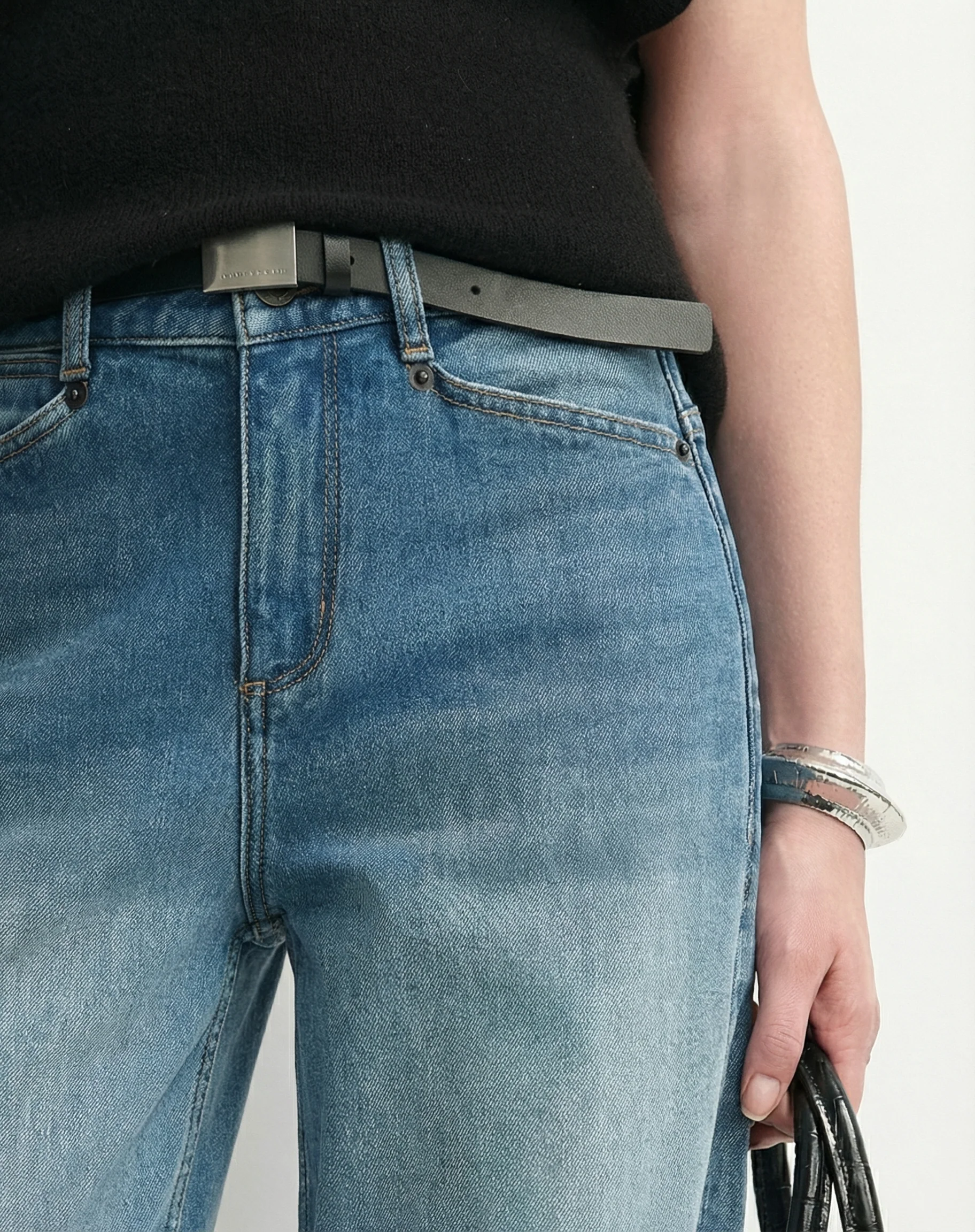 Stretch Indigo Straight-Leg Jeans - Image 2