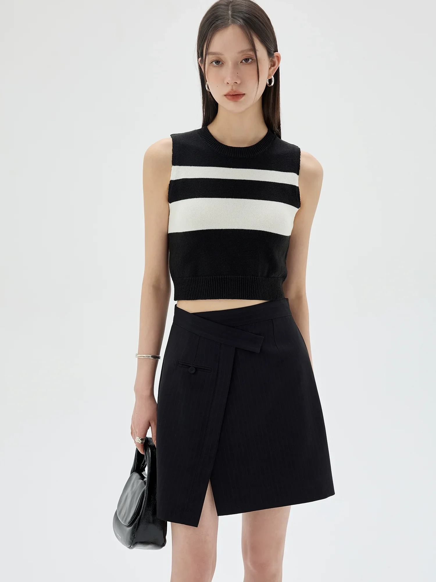 Striped Sleeveless Knit Crop Top - Image 4