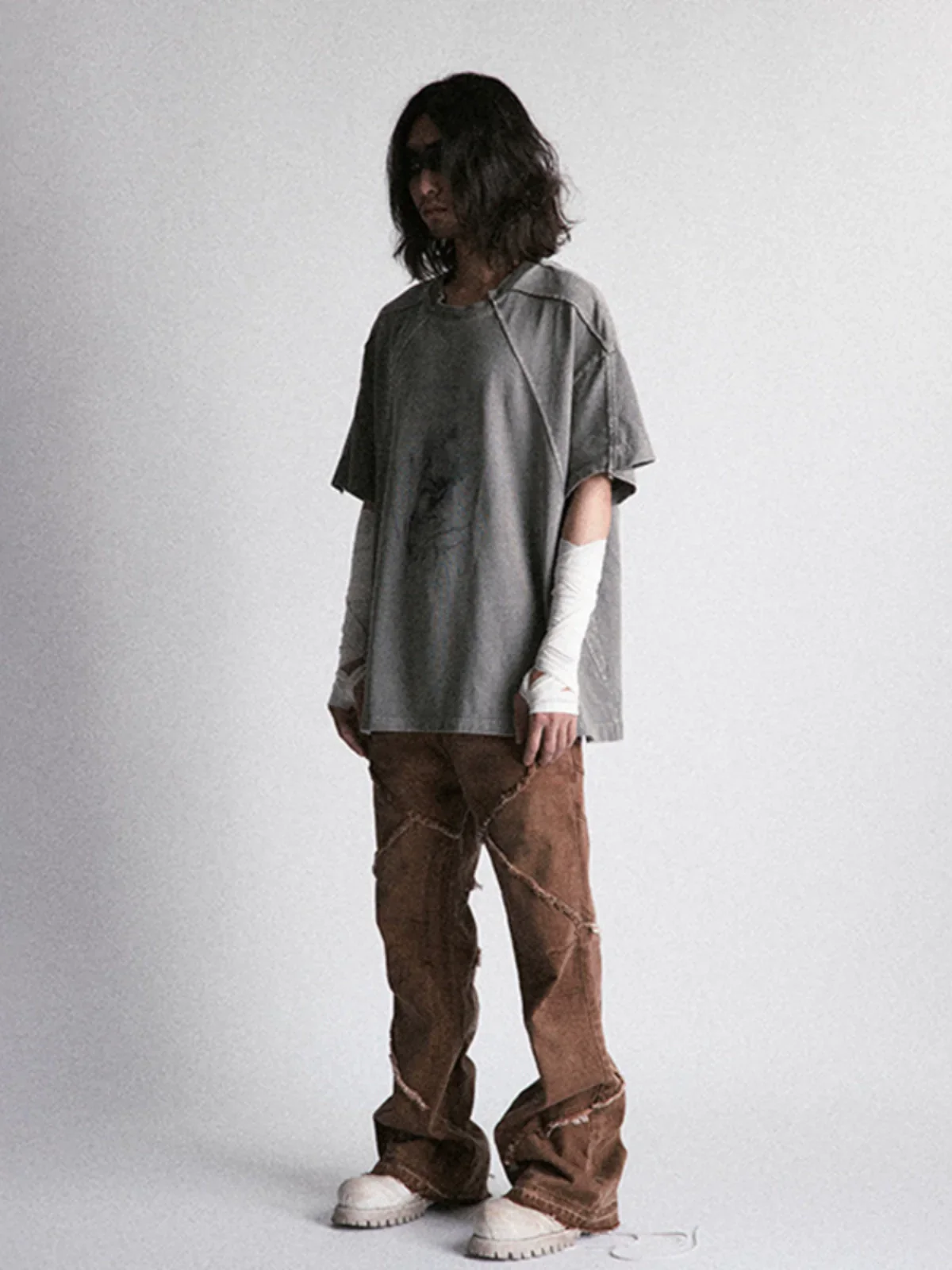 Structured Flared Washed Jeans - Image 2