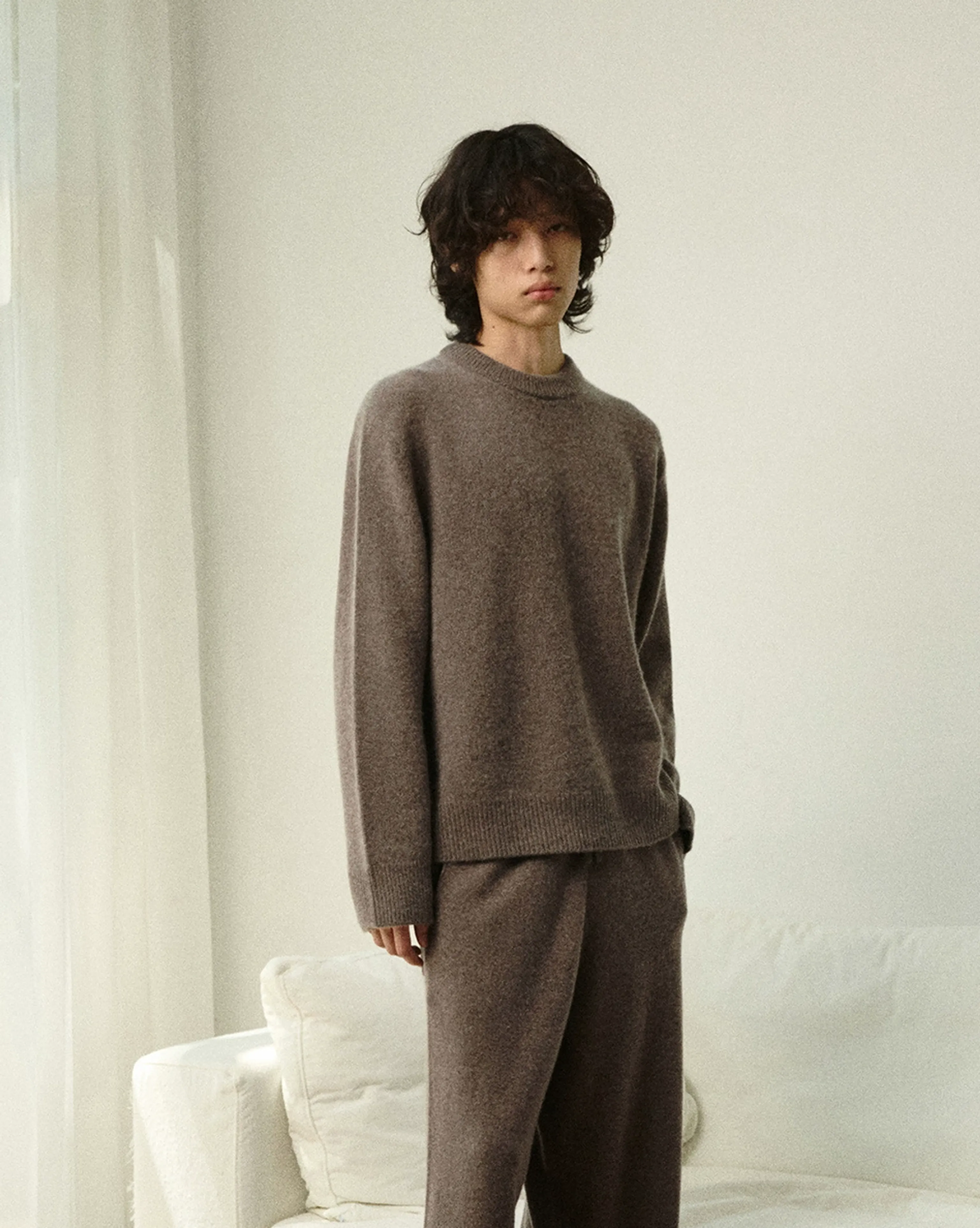 Superfine Merino-Cashmere Crewneck Sweater - Image 5