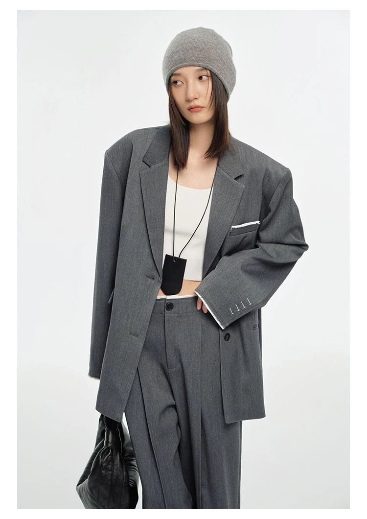 Tailored Gray Suit Set - Image 2