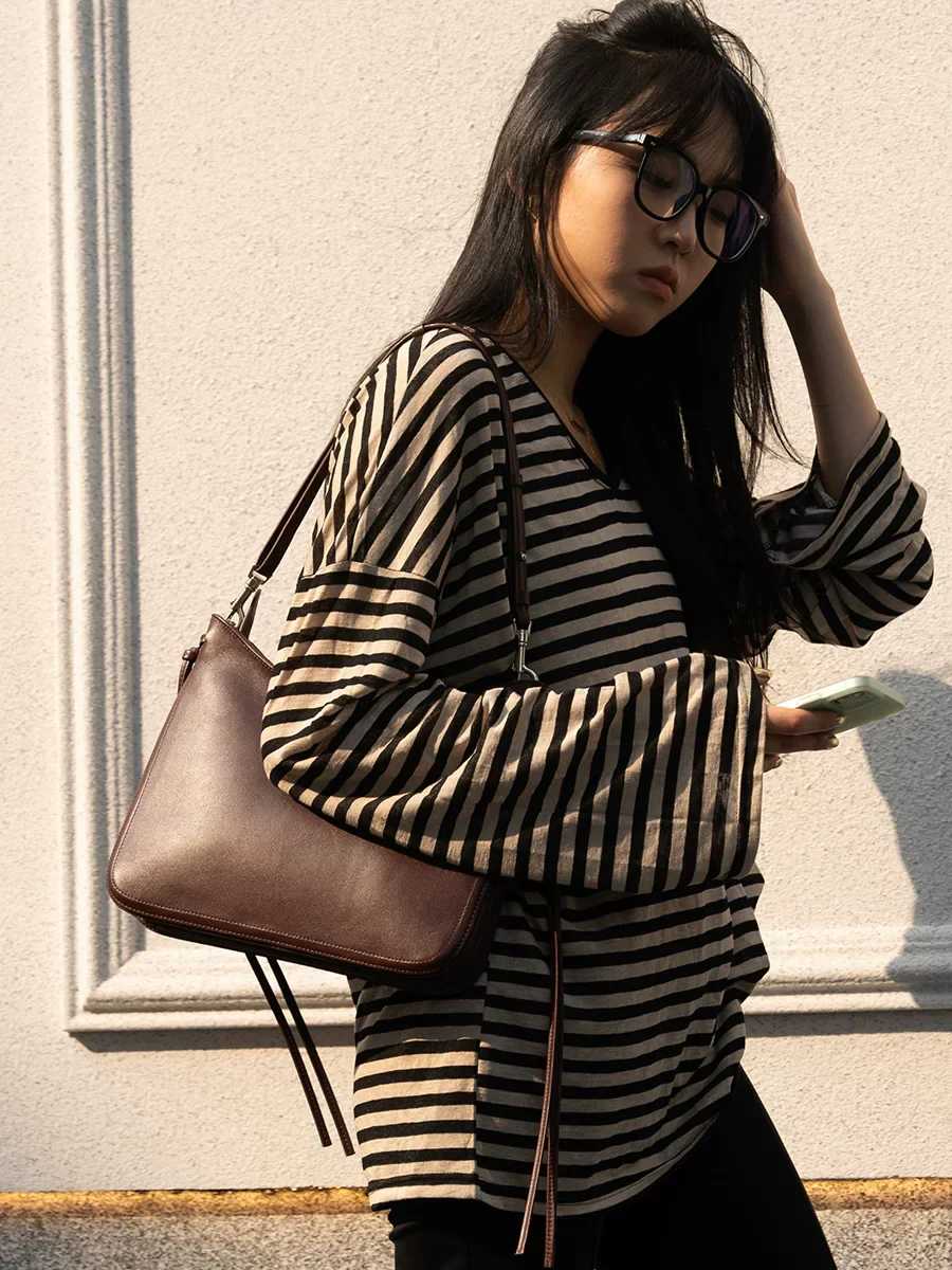 Tassel Hobo Bag - Image 2