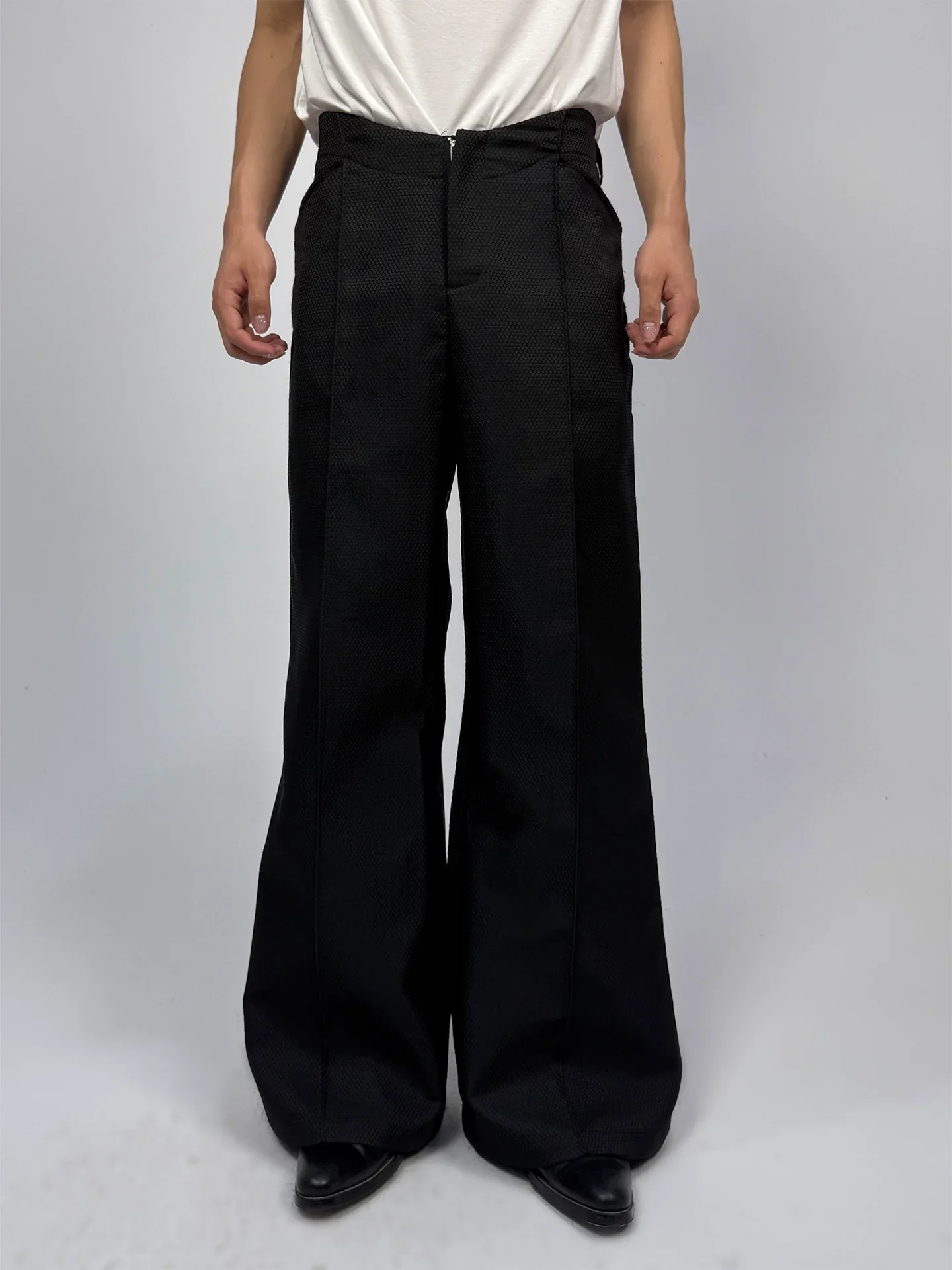 Textured Wide-Leg Trousers - Image 4