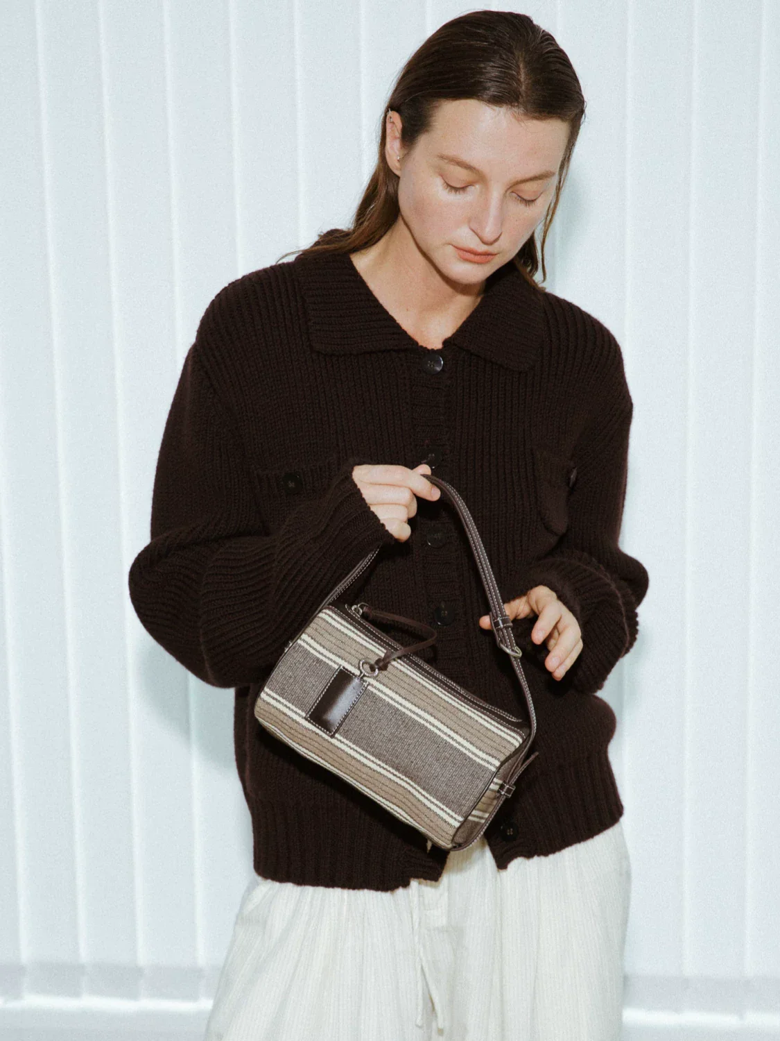 Top Grain Leather Barrel Shoulder Bag - Image 5