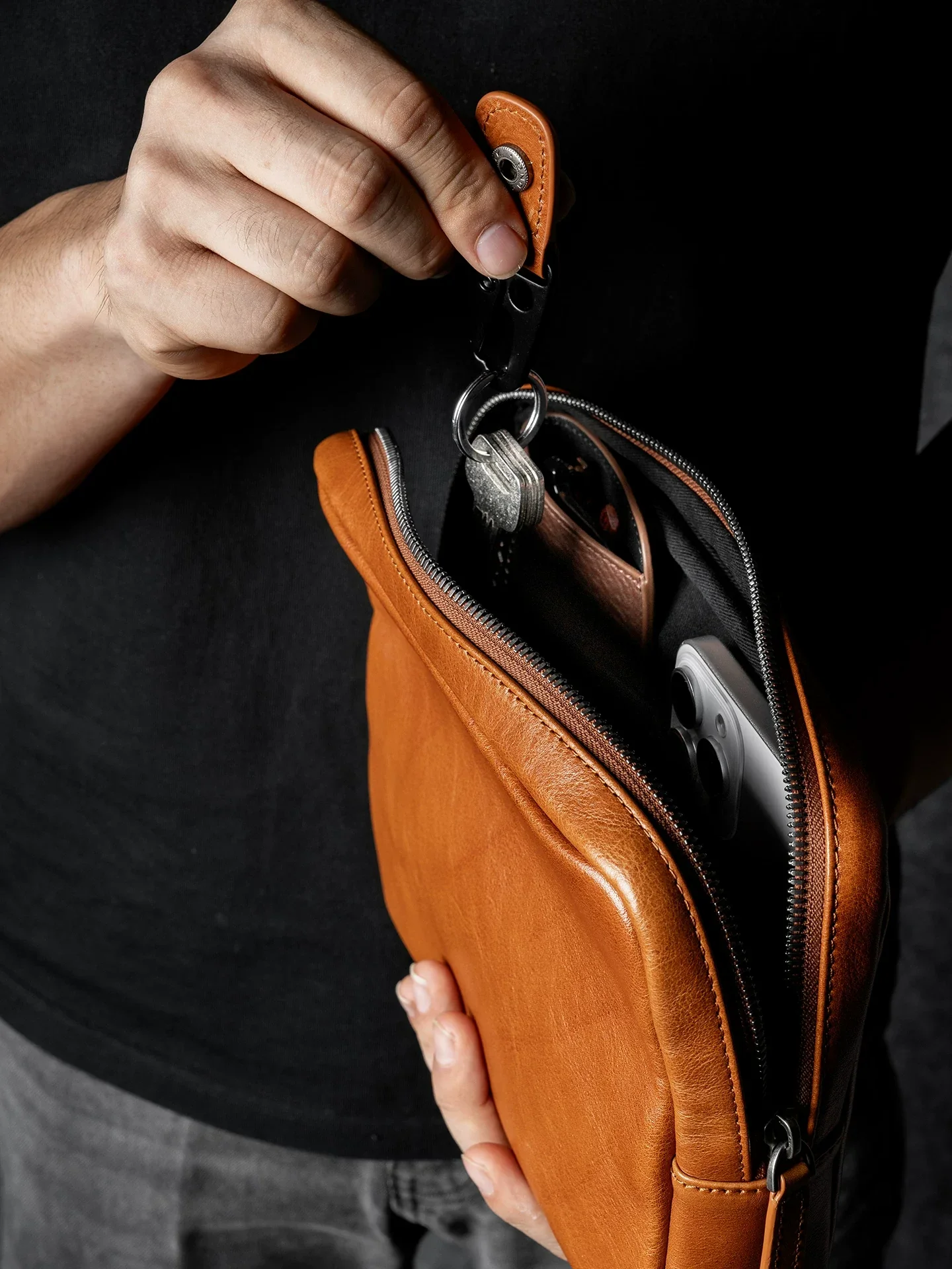 Top Grain Leather Organizer Pouch - Image 2
