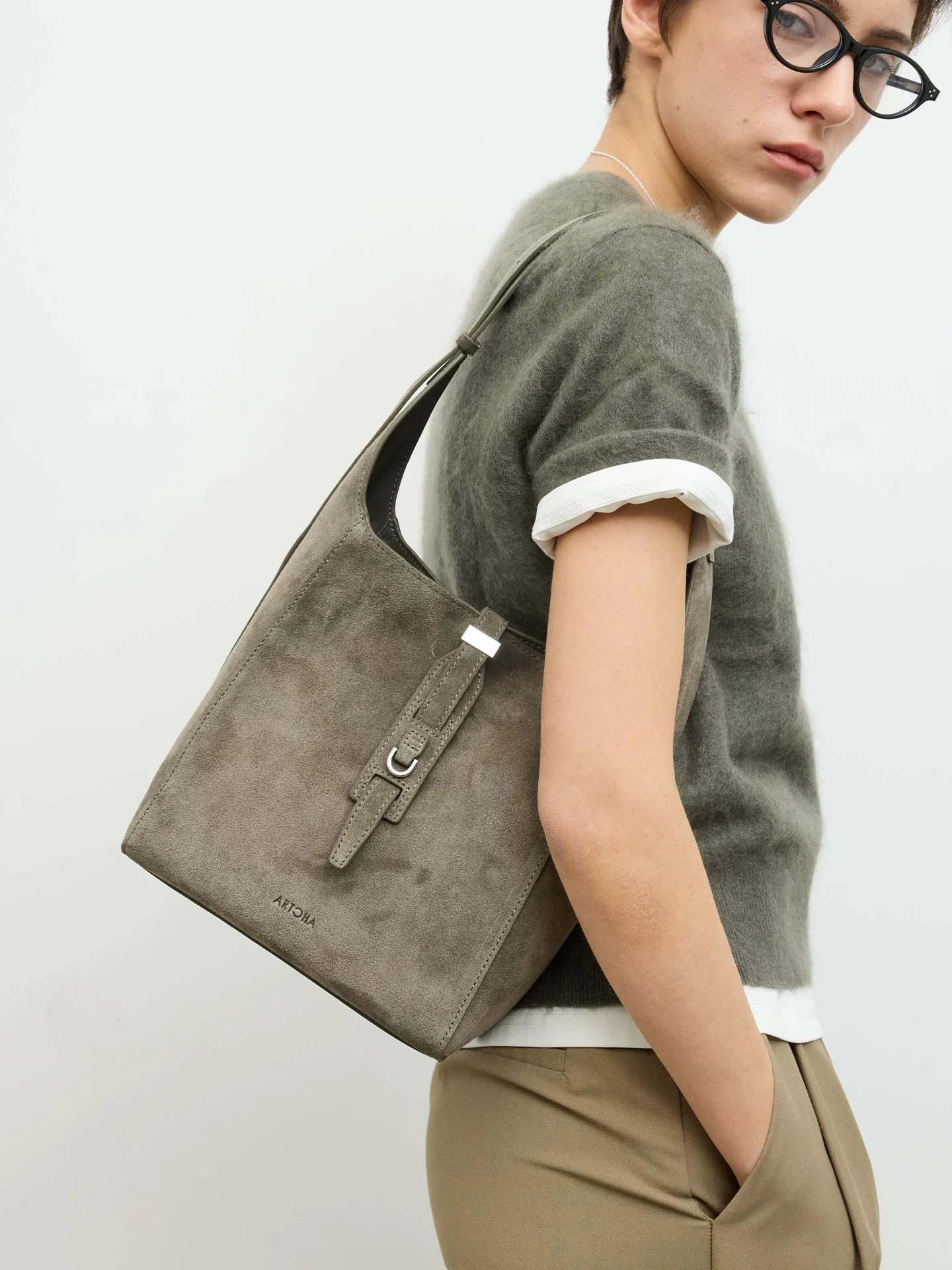 Top-Grain Leather Tie-Detail Shoulder Bag - Image 3