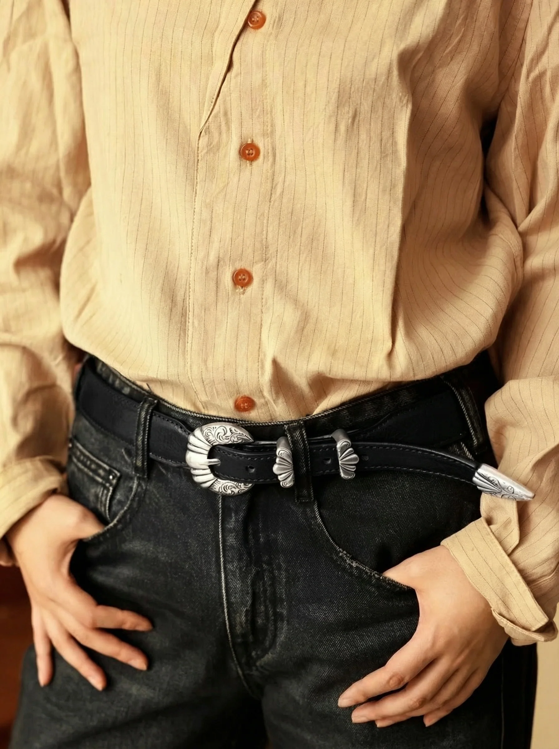 Top Grain Leather Western Belt with Engraved Buckle - Image 4