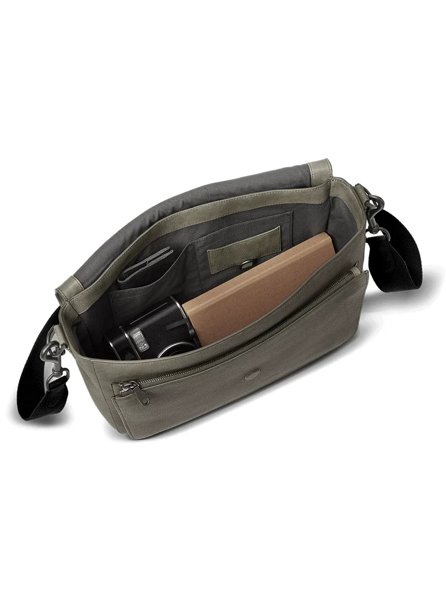 Top-Grain Pebbled Leather Flap Messenger Bag - Image 4