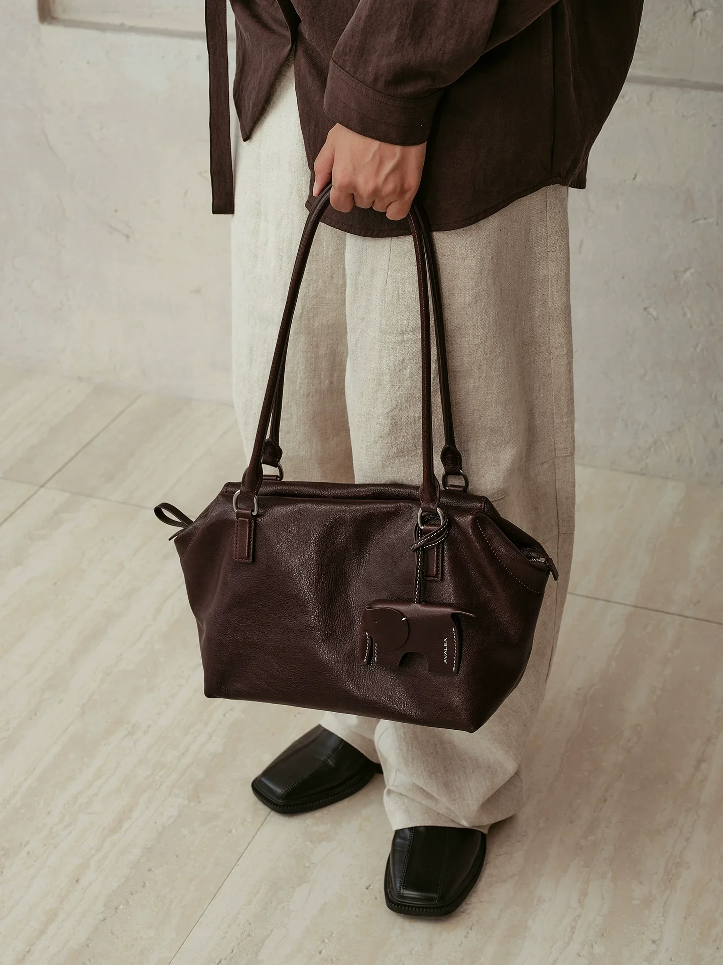 Top-Grain Vegetable-Tanned Leather Bowling Tote