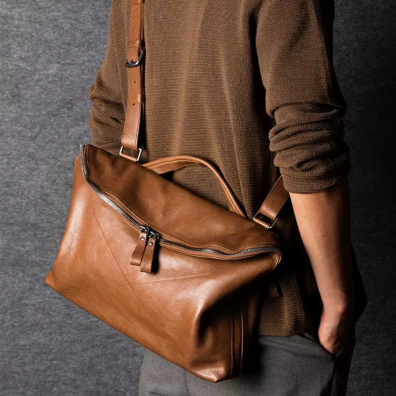 Top-Grain Vegetable-Tanned Leather Messenger Bag - Image 6