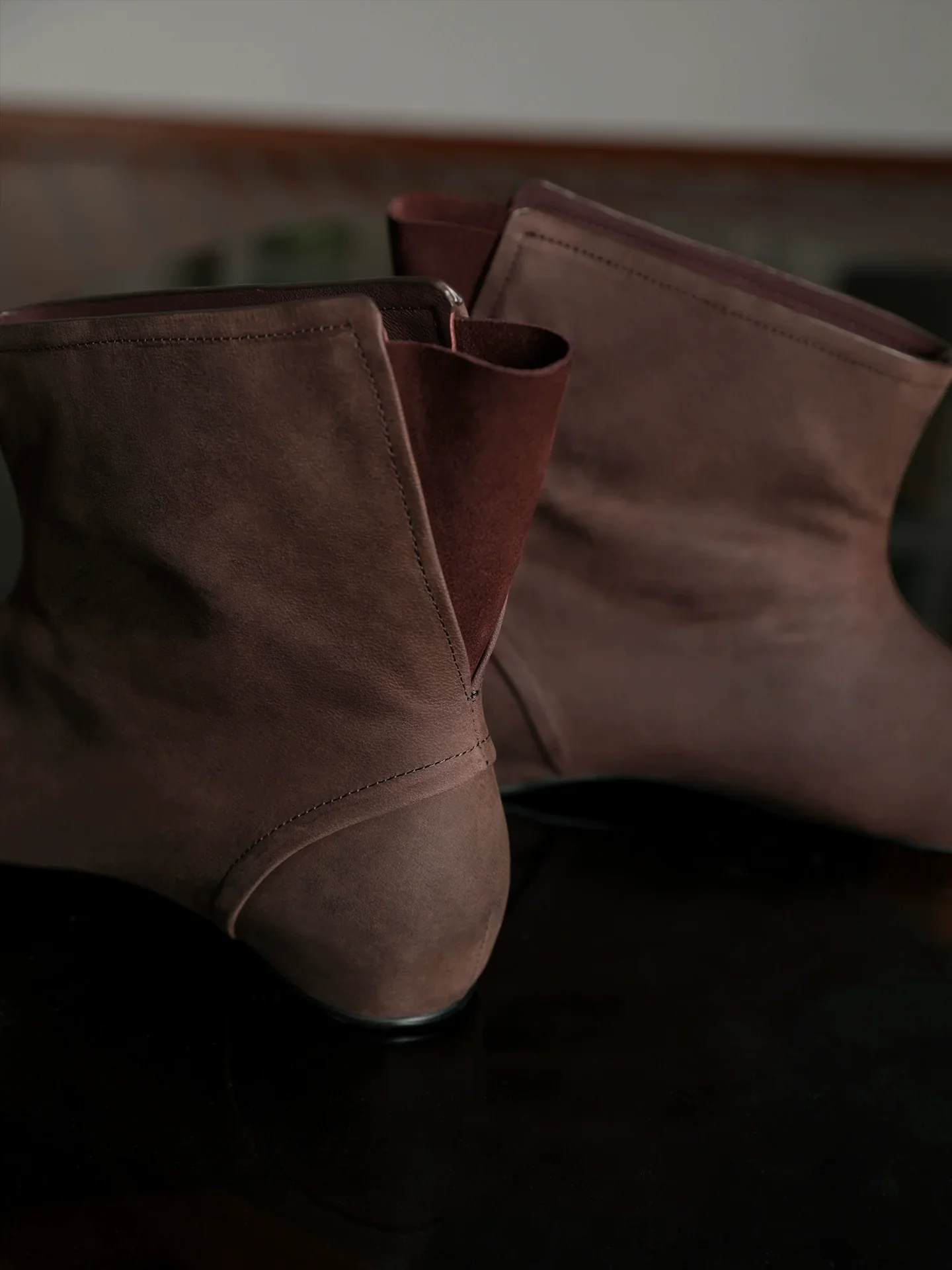 Top-Grain Waxed Leather Tabi Ankle Boots
