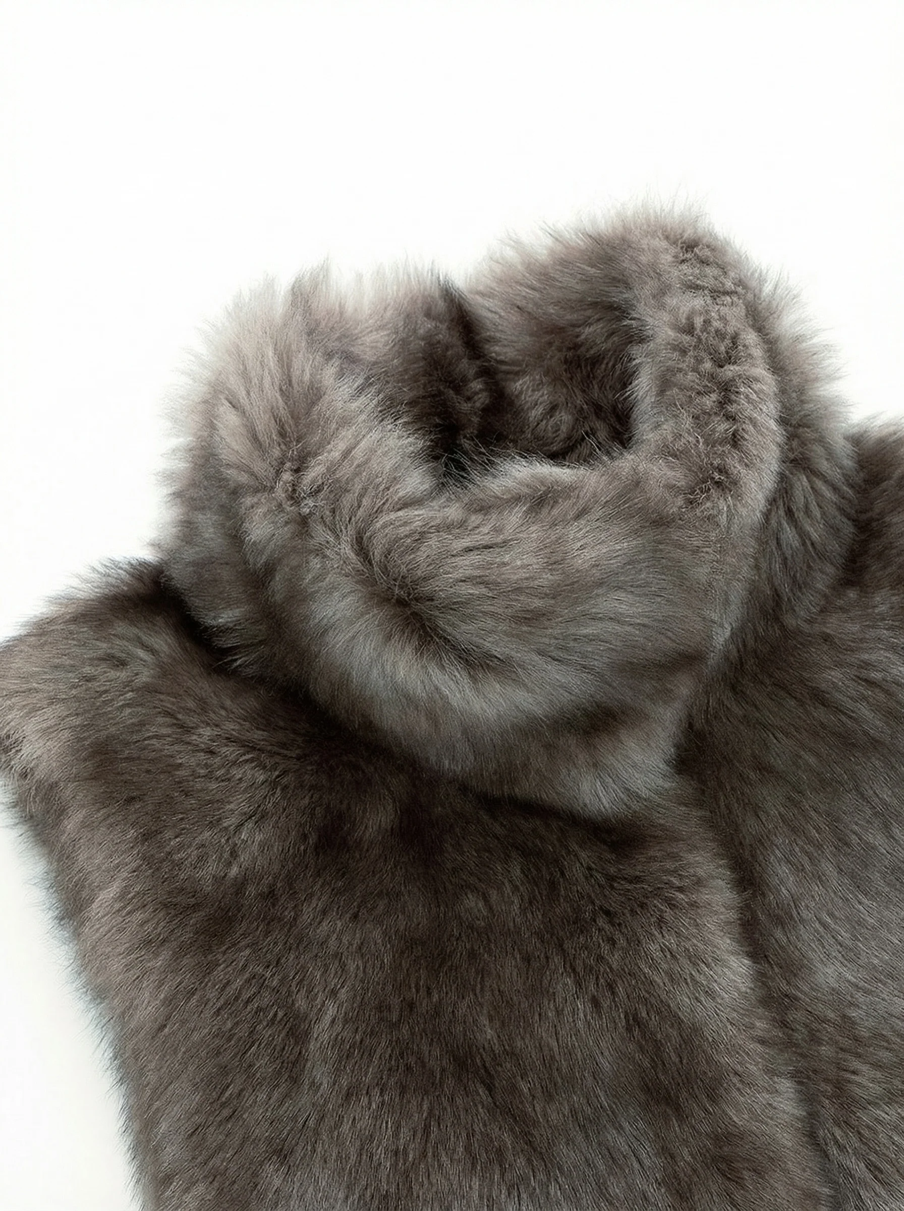 Toscana Shearling Capelet - Image 3