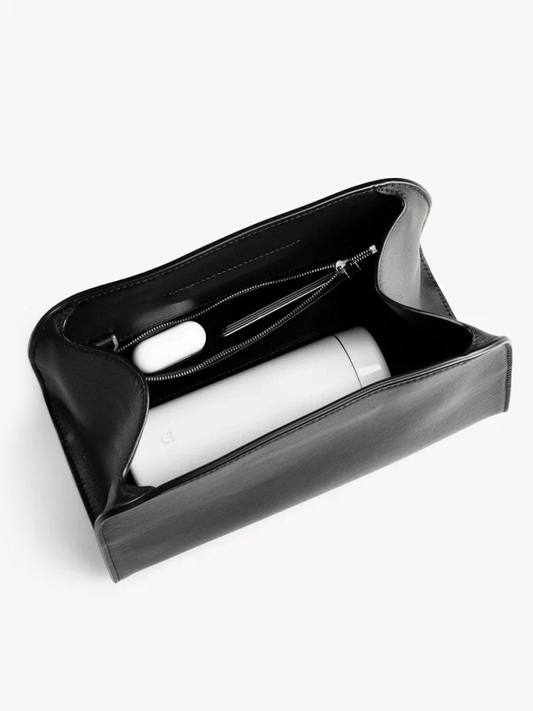 Trapezoid Leather Shoulder Bag - Image 2