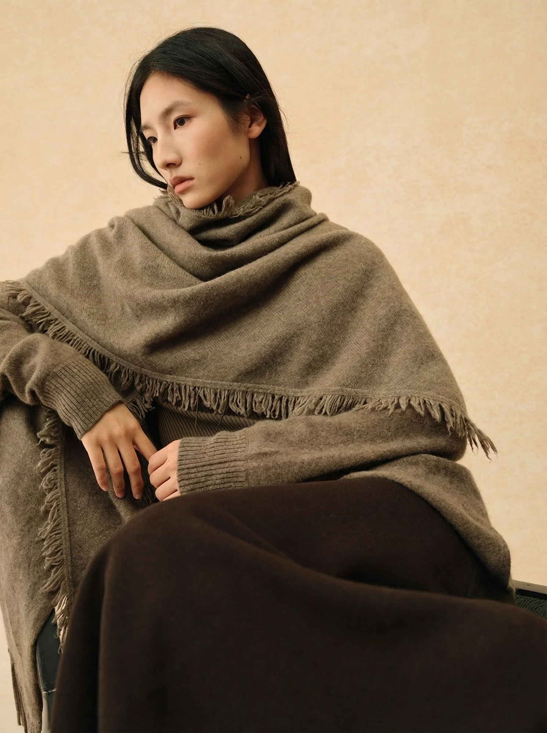 Twilight Snowfield Yak Wool Triangle Shawl - Image 5