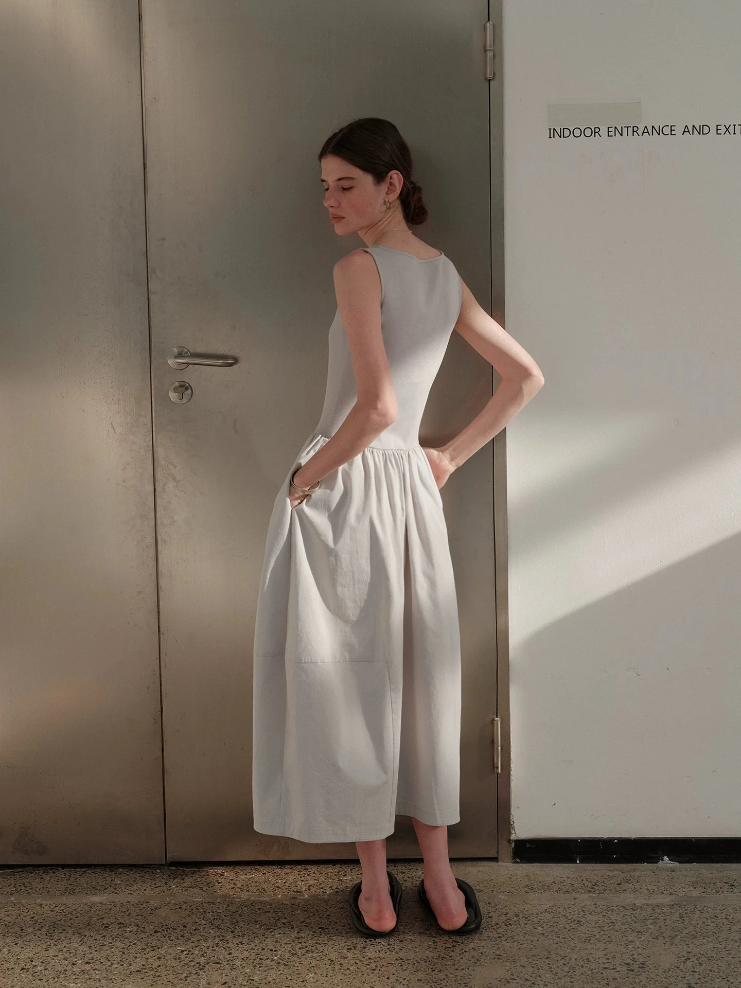Two-Tone Knit-Poplin Midi Dress - Image 3