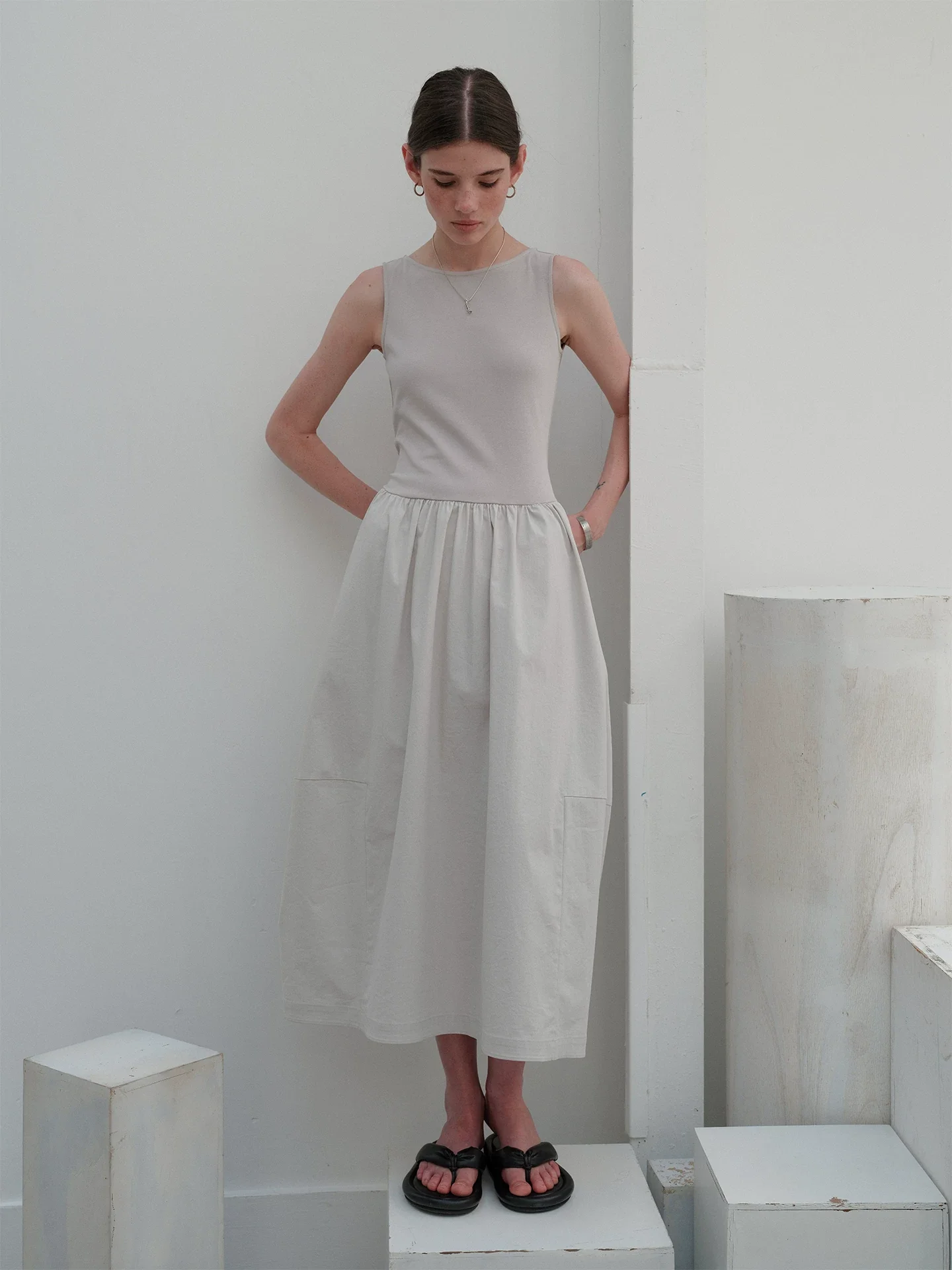 Two-Tone Knit-Poplin Midi Dress - Image 6