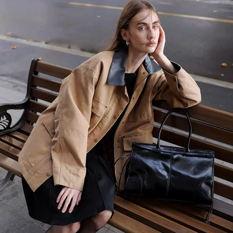Two-Tone Oversized Jacket - Image 3