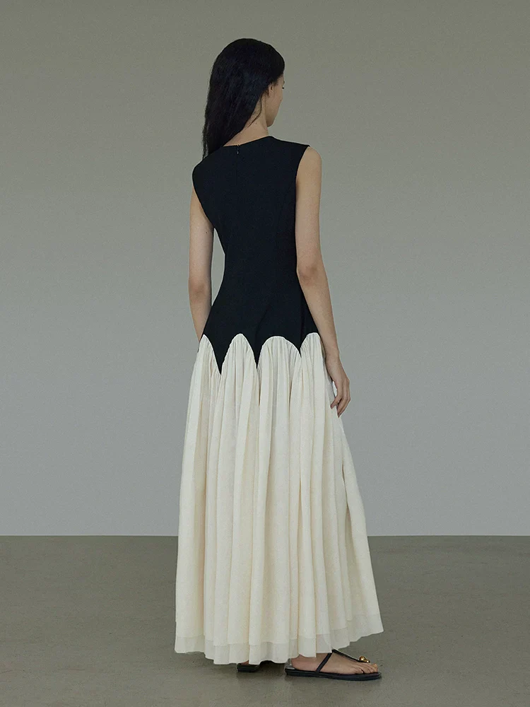 Two-Tone Pleated Dress - Image 3