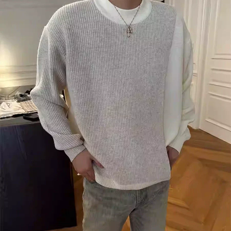 Two-Tone Wool Knit Sweater - Image 3