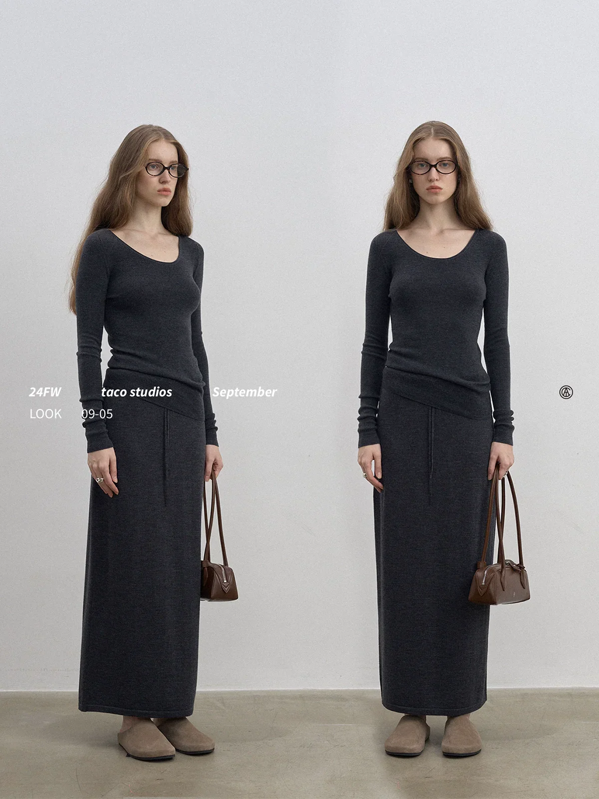 U-Neck Wool Knit Set - Image 3