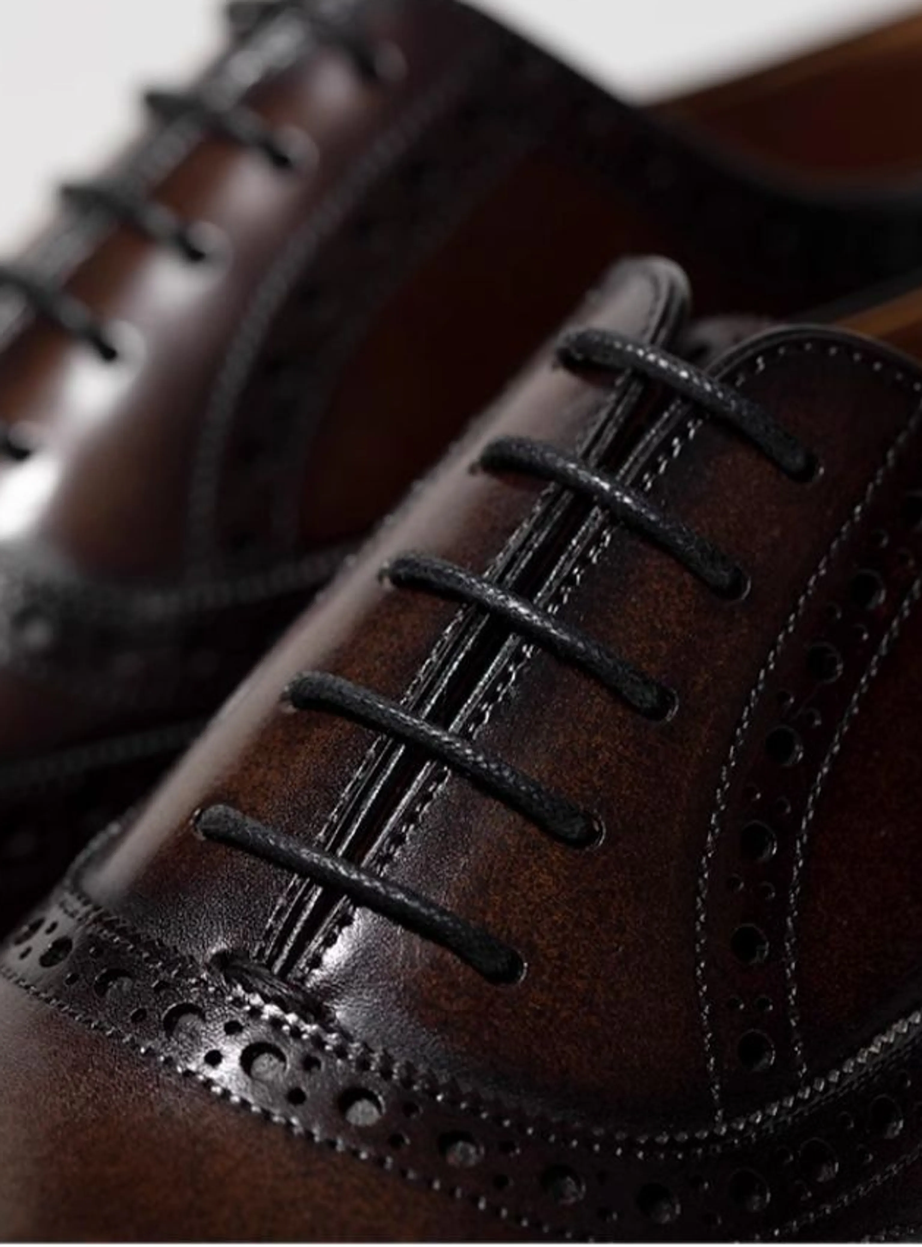 Ultra-Light Wingtip Brogue Oxford - Image 3