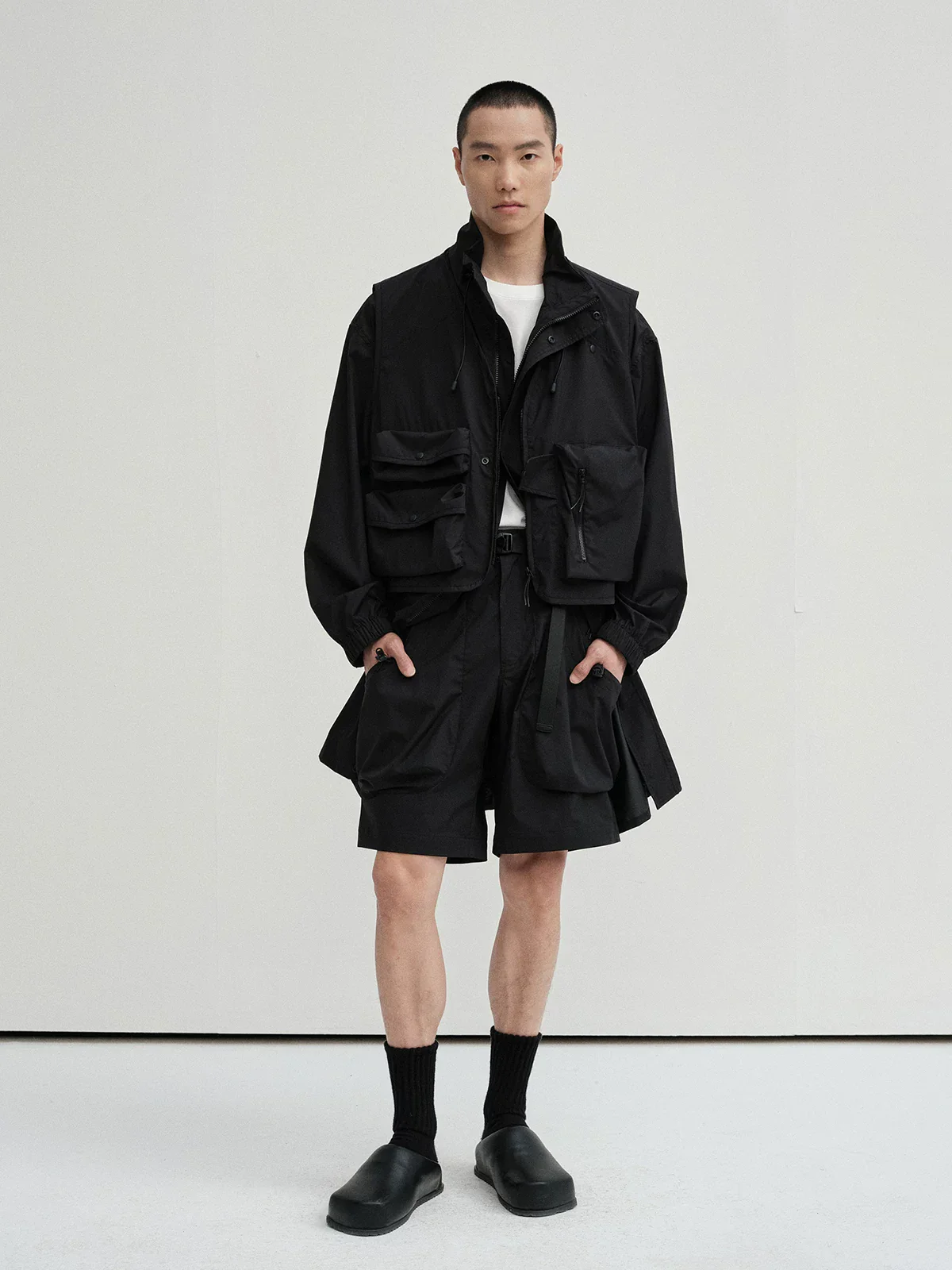 Ultralight Micro-Wrinkle Stretch Nylon Coat & Vest - Image 4