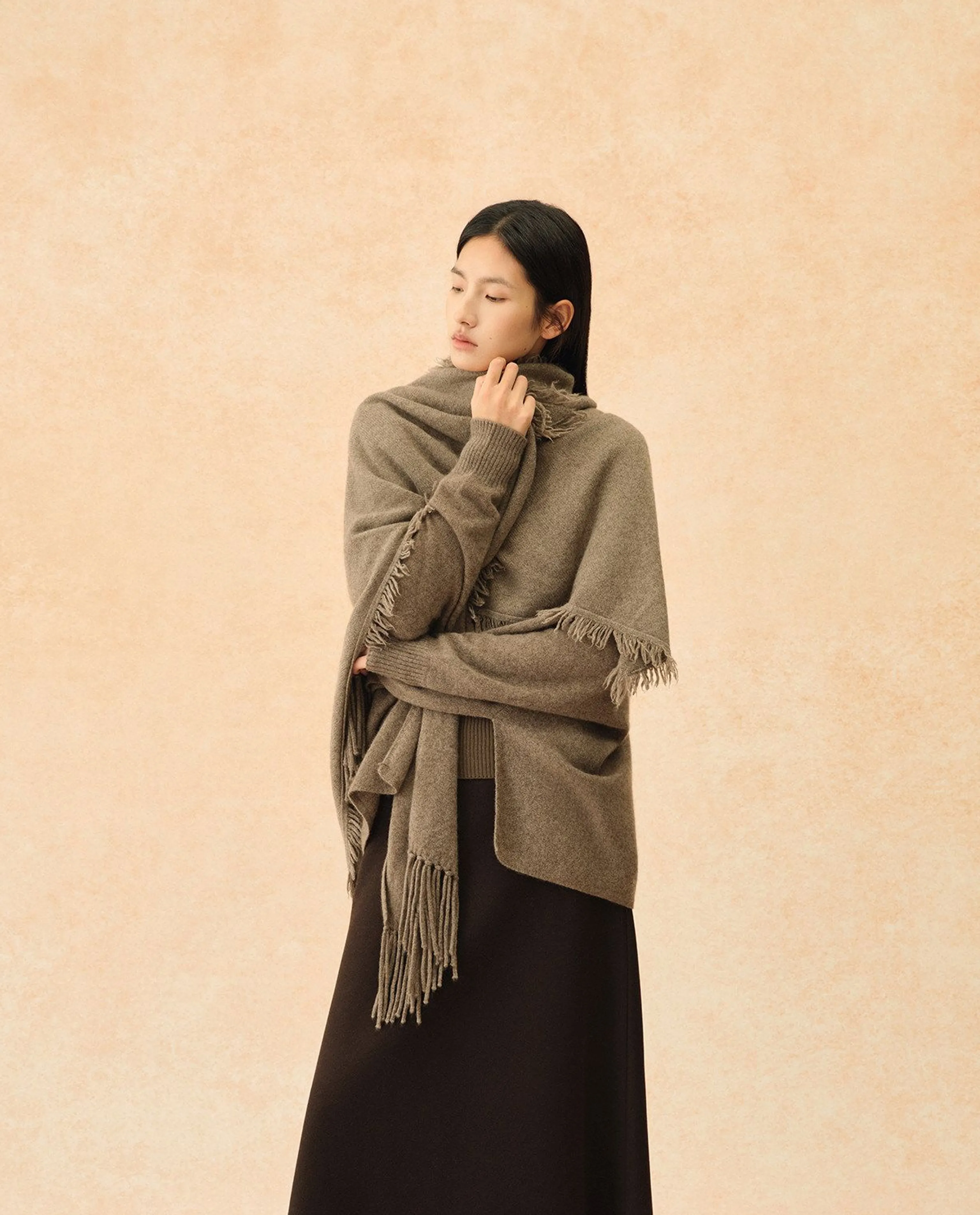 Undyed Yak-Cashmere Fringe Shawl - Image 5