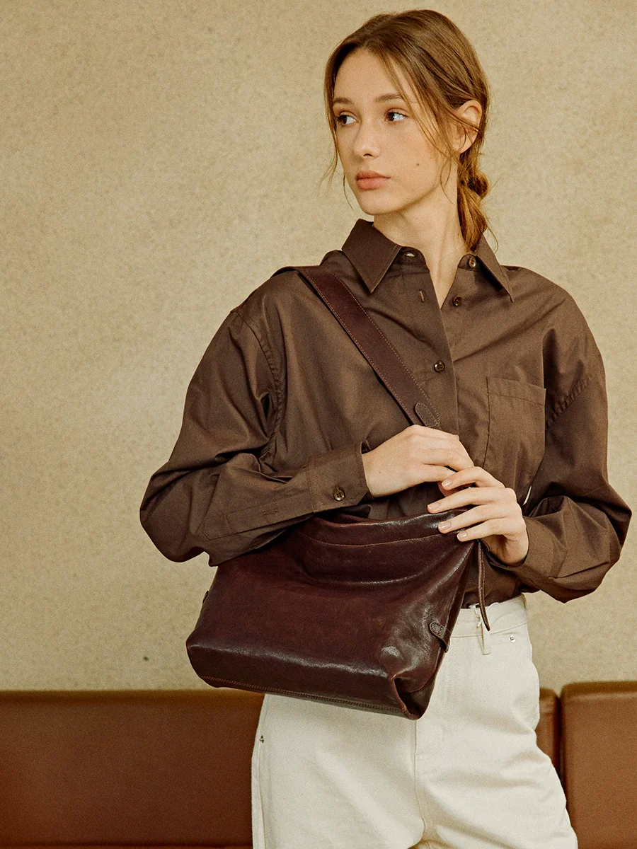 Vegetable-Tanned Cowhide Hobo Tote - Image 5
