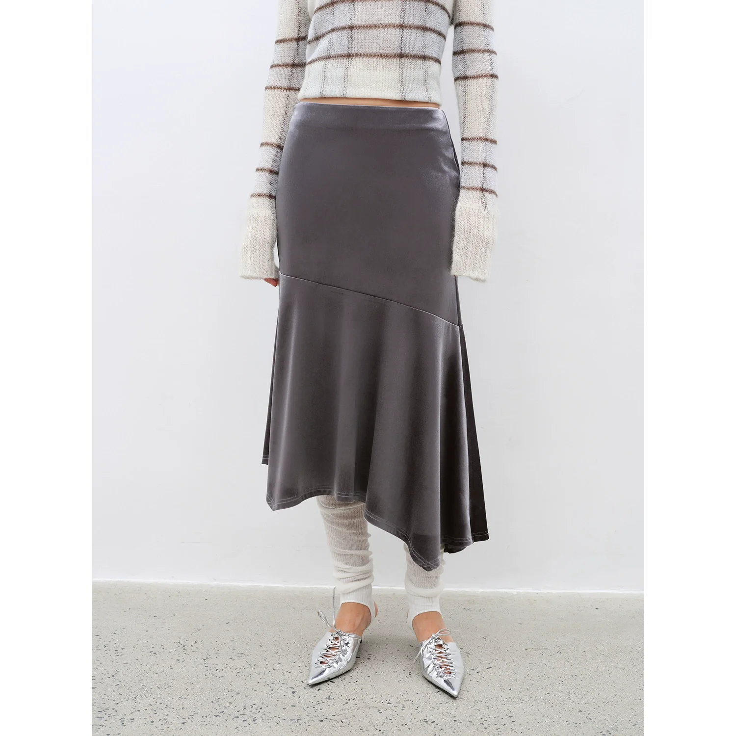 Velvet Asymmetric Fishtail Midi Skirt - Image 9