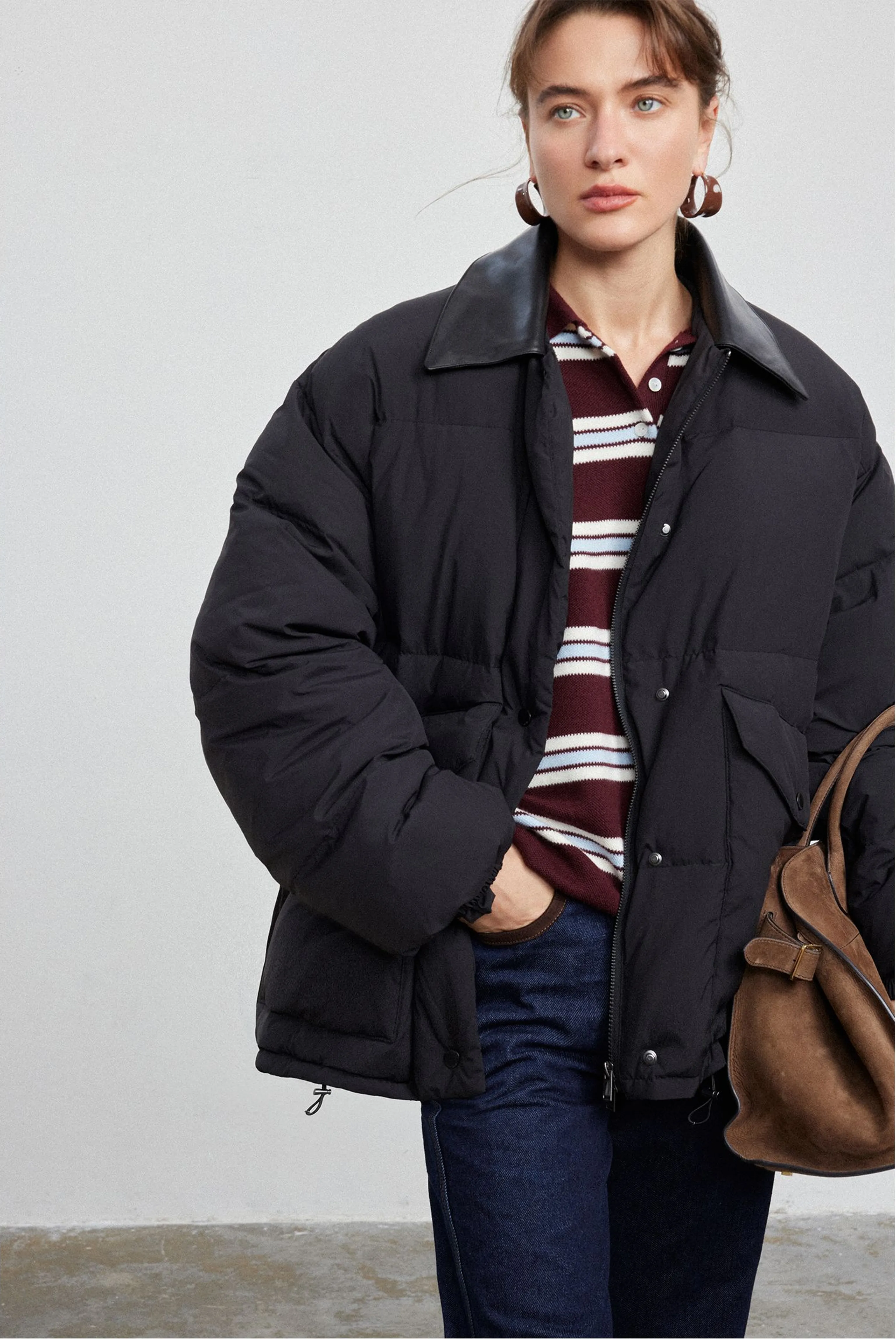 Versatile Leather-Collared Down Jacket - Image 5