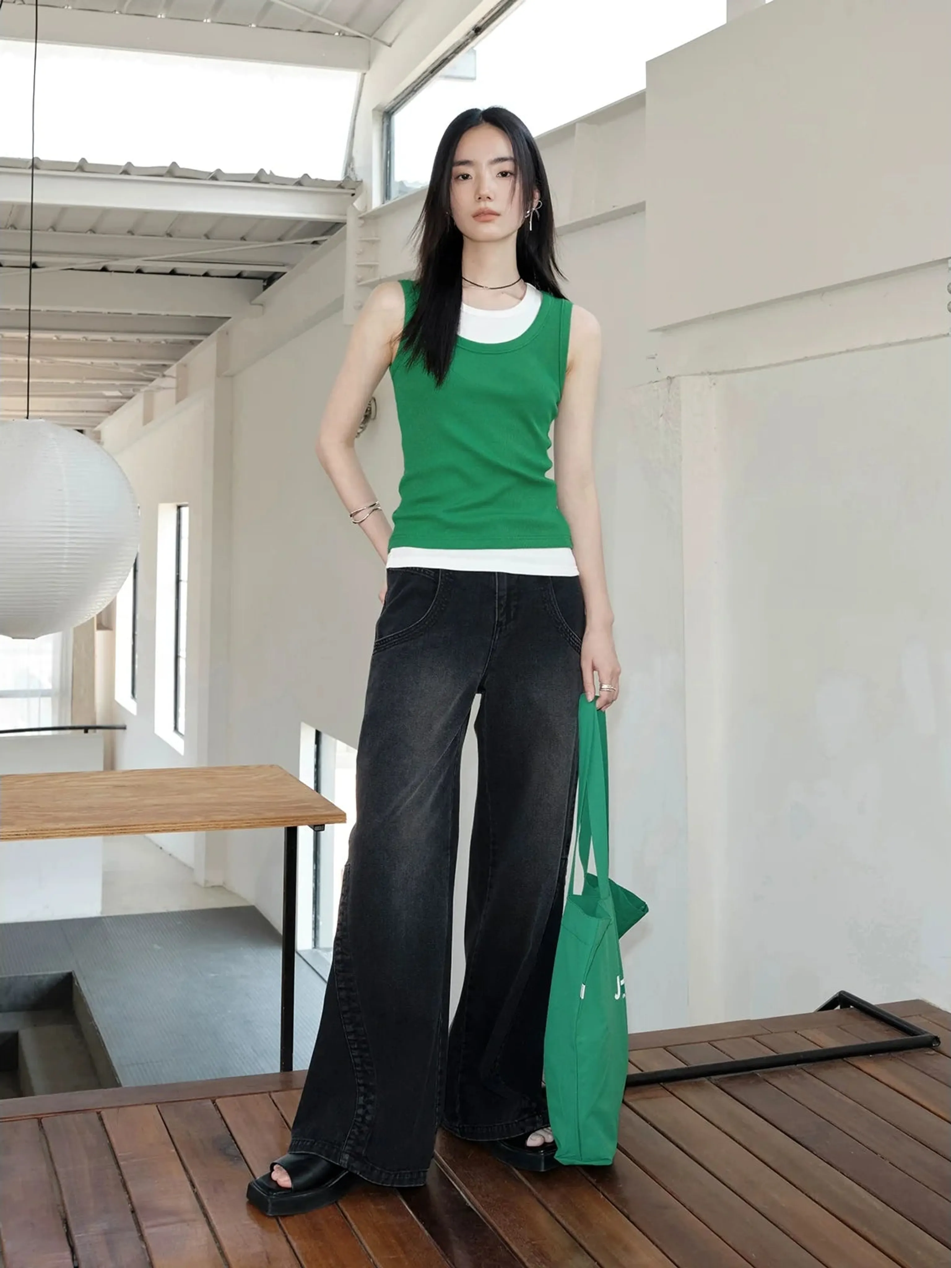 Versatile Ribbed U-Neck Tank Top - Image 5