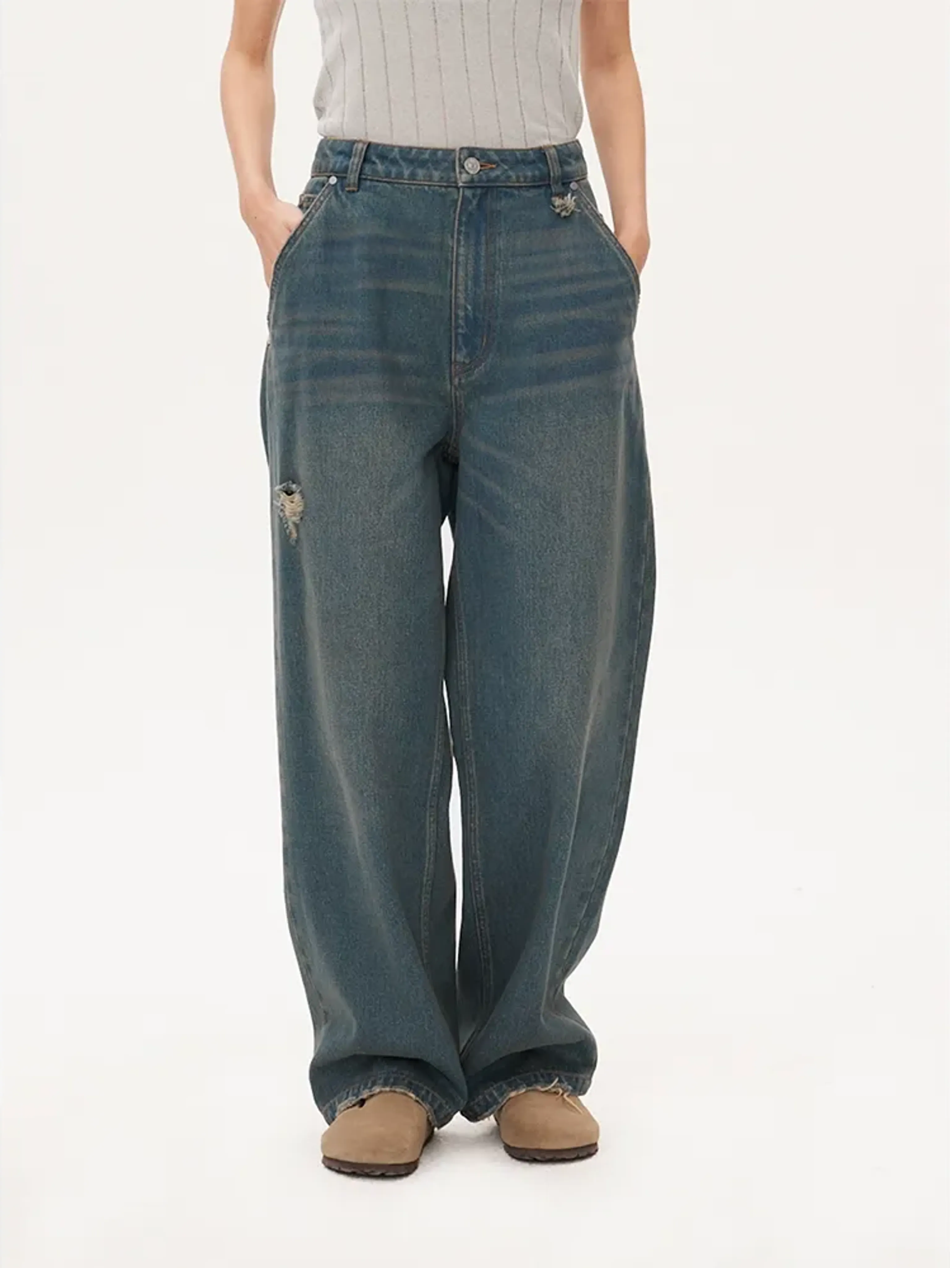 Vintage-Wash Wide-Leg Jeans - Image 6