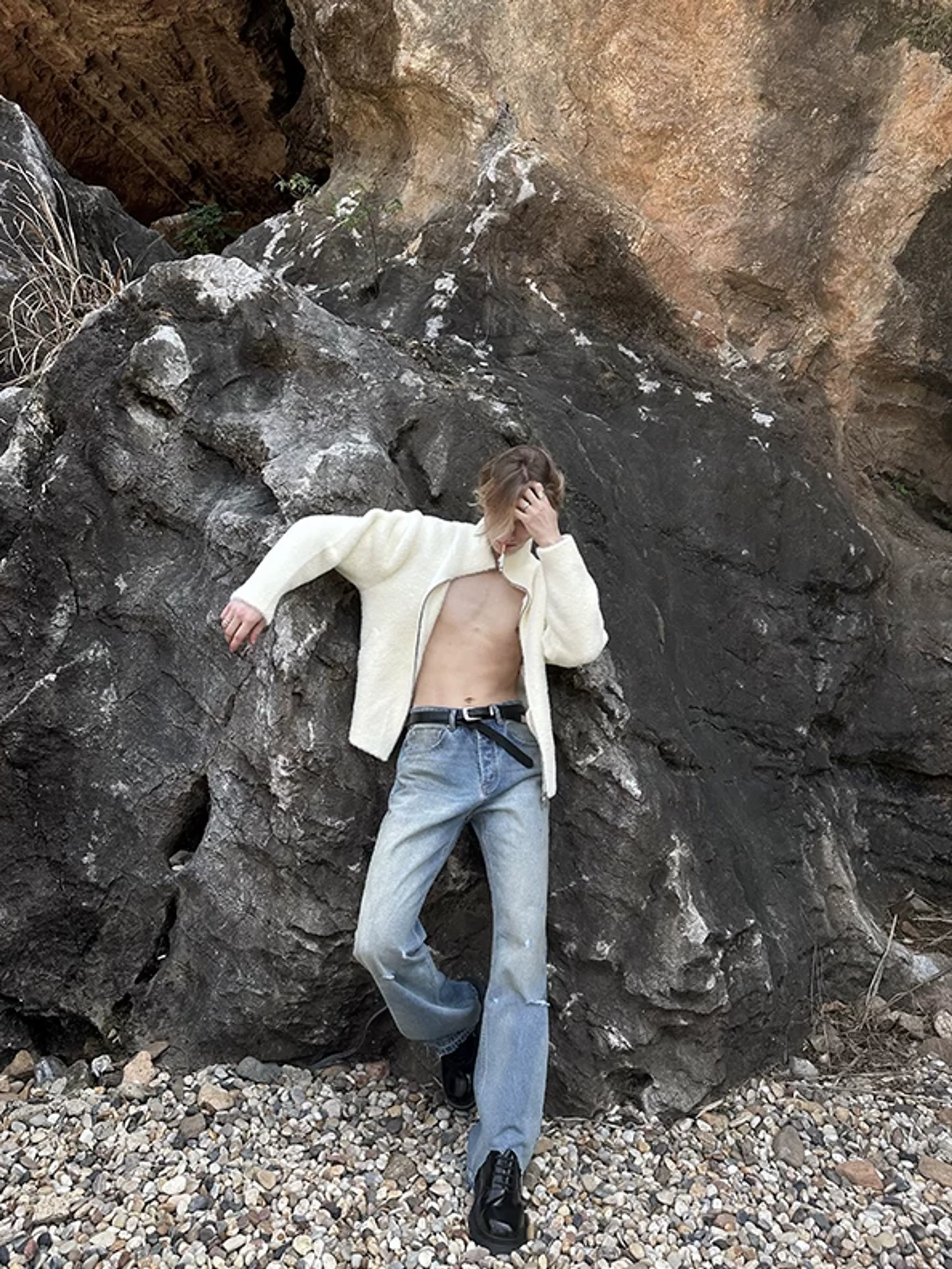 Vintage Washed Distressed Jeans - Image 6