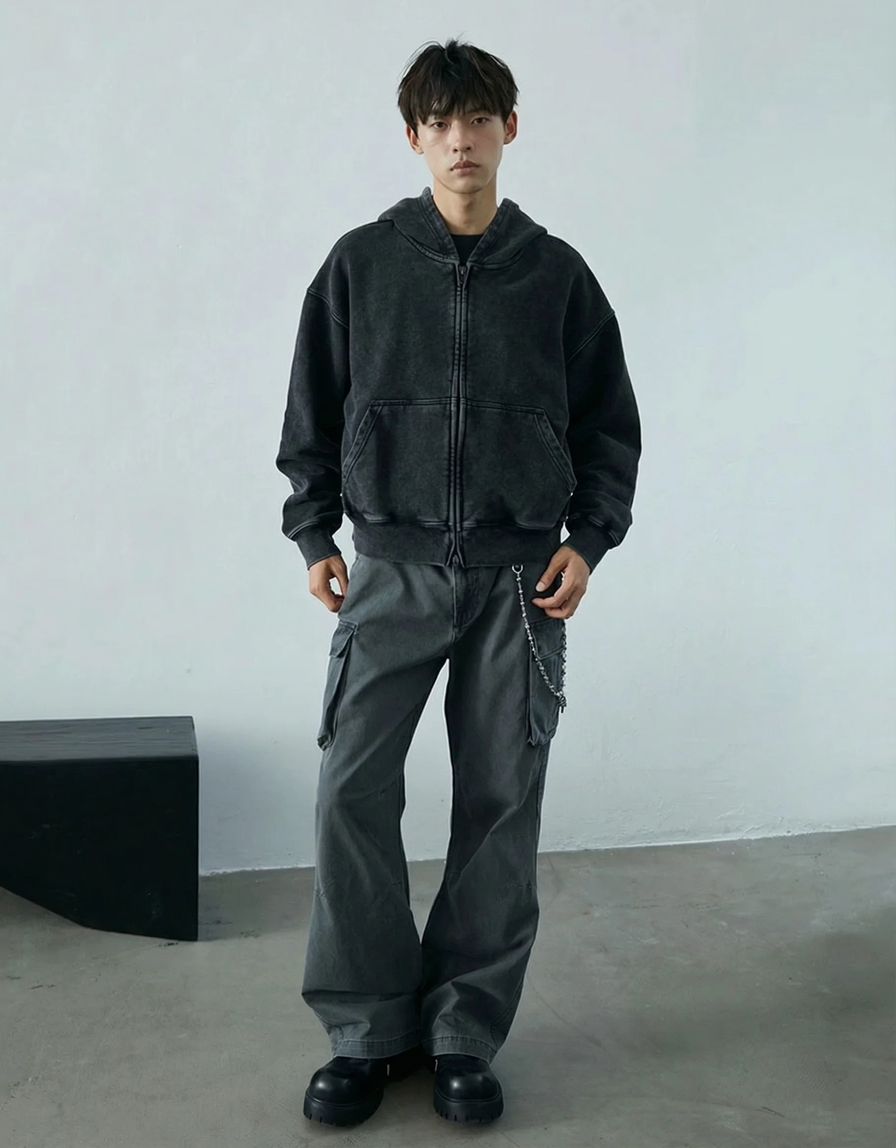 Washed Heavyweight Zip Hoodie - Image 5