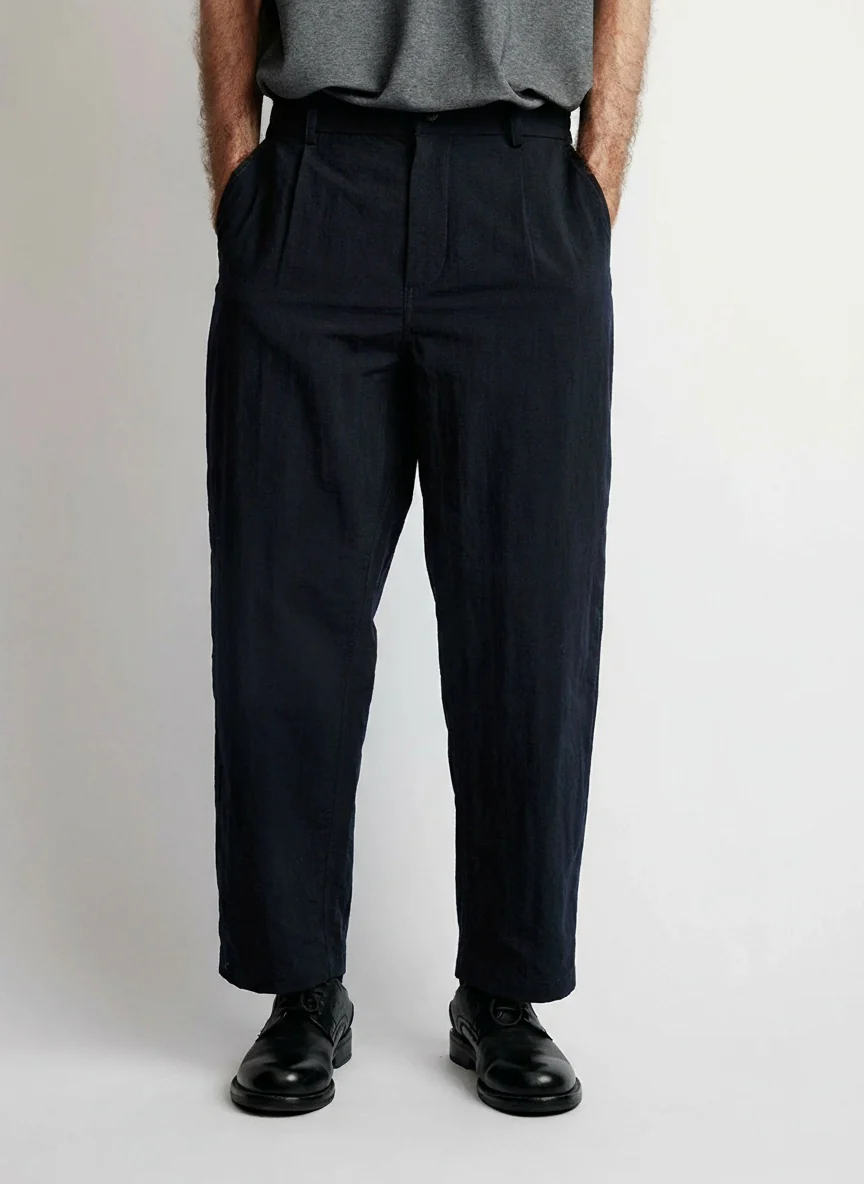 Water-Repellent Pleated Nylon Cropped Trousers - Image 3