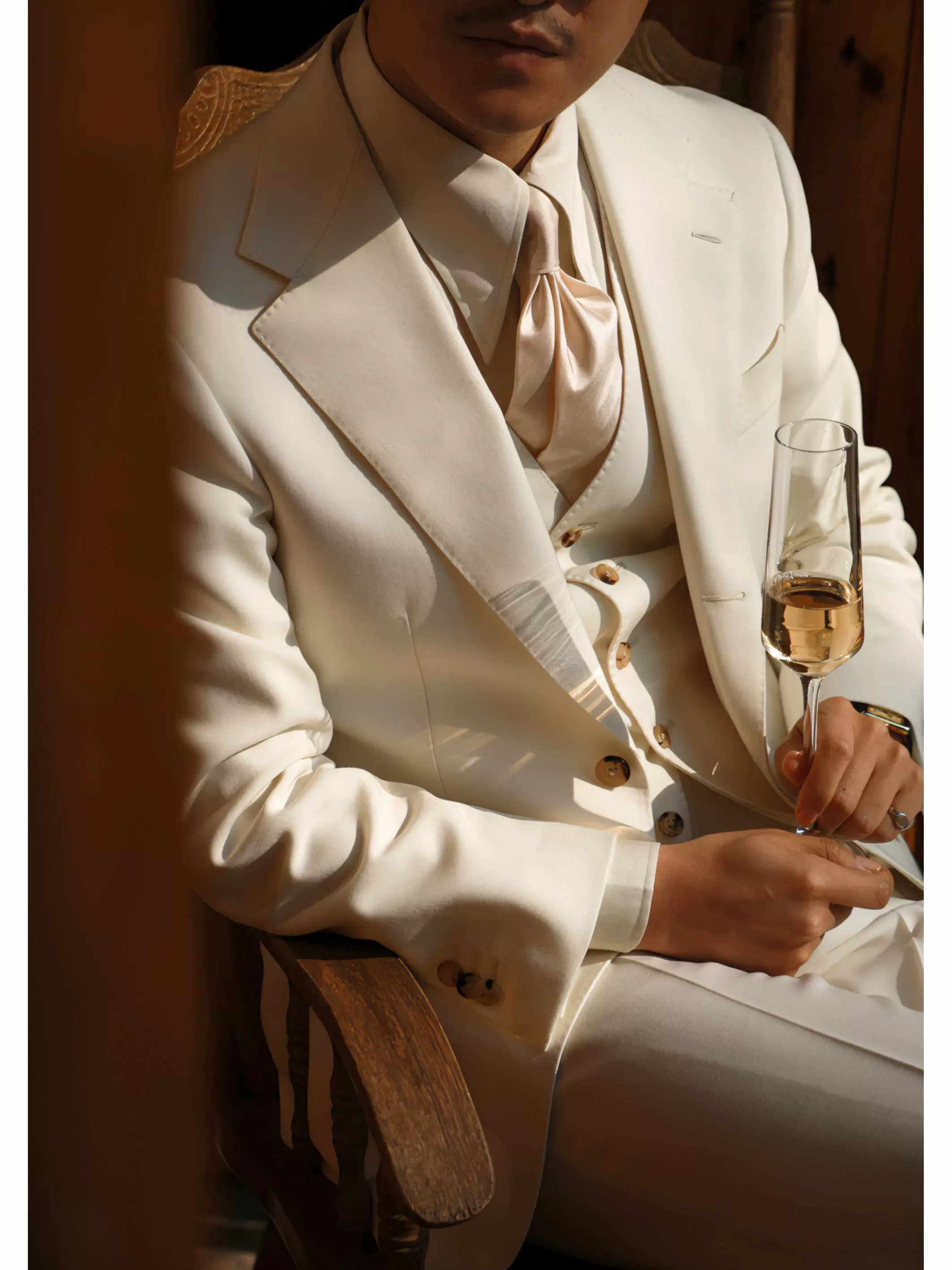 White Moonlight Merino High-Twist Suit - Image 2